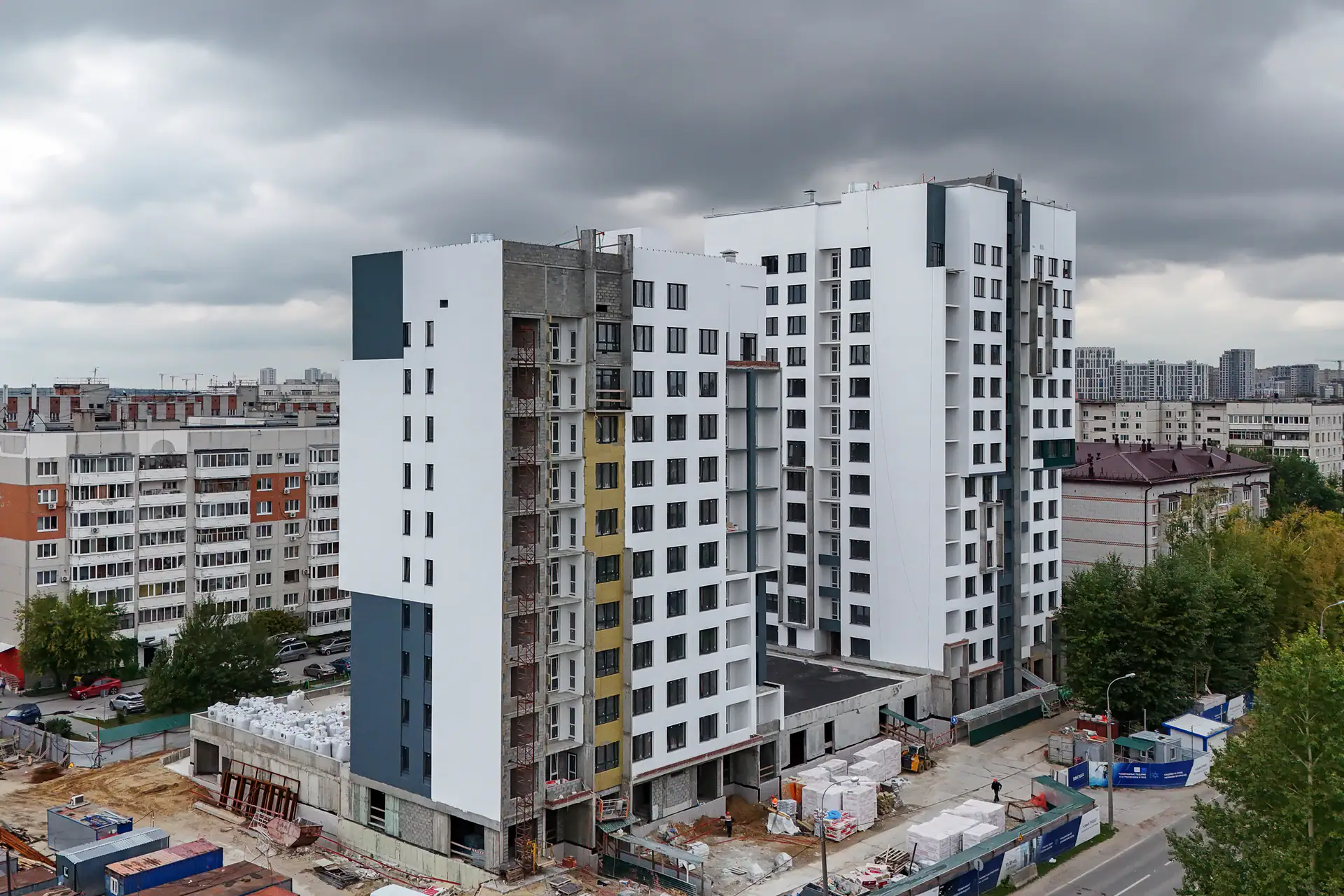 август, 2025
