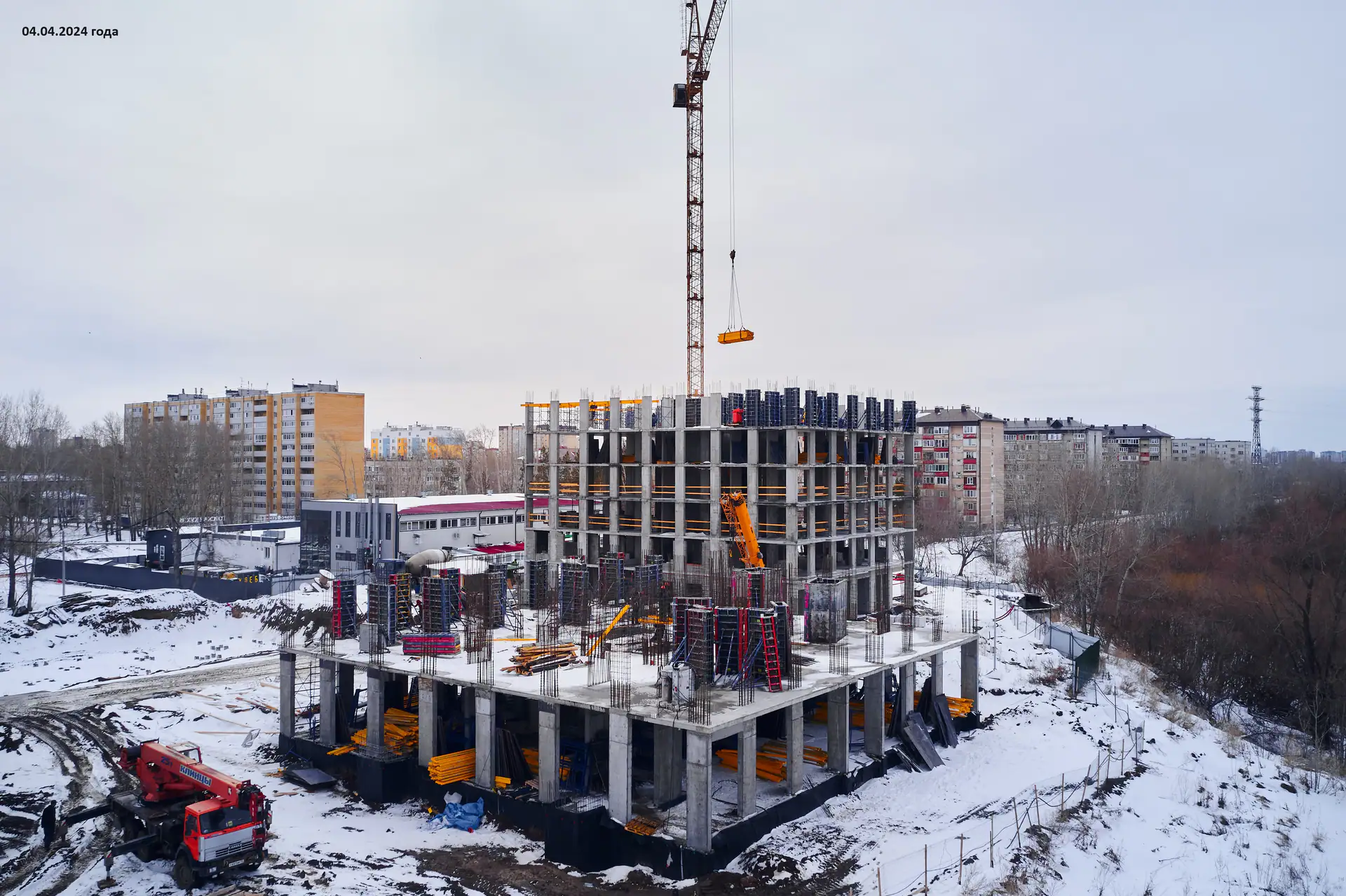 апрель, 2024
