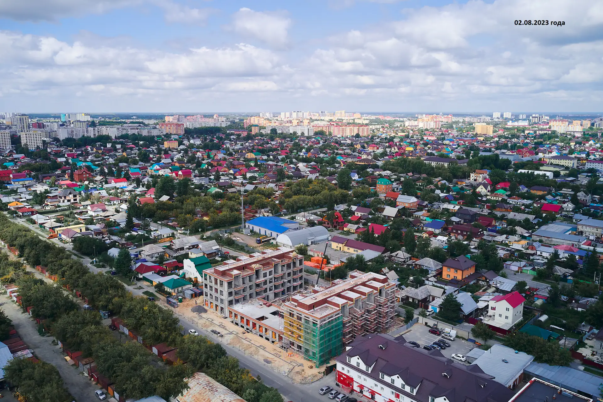 август, 2023