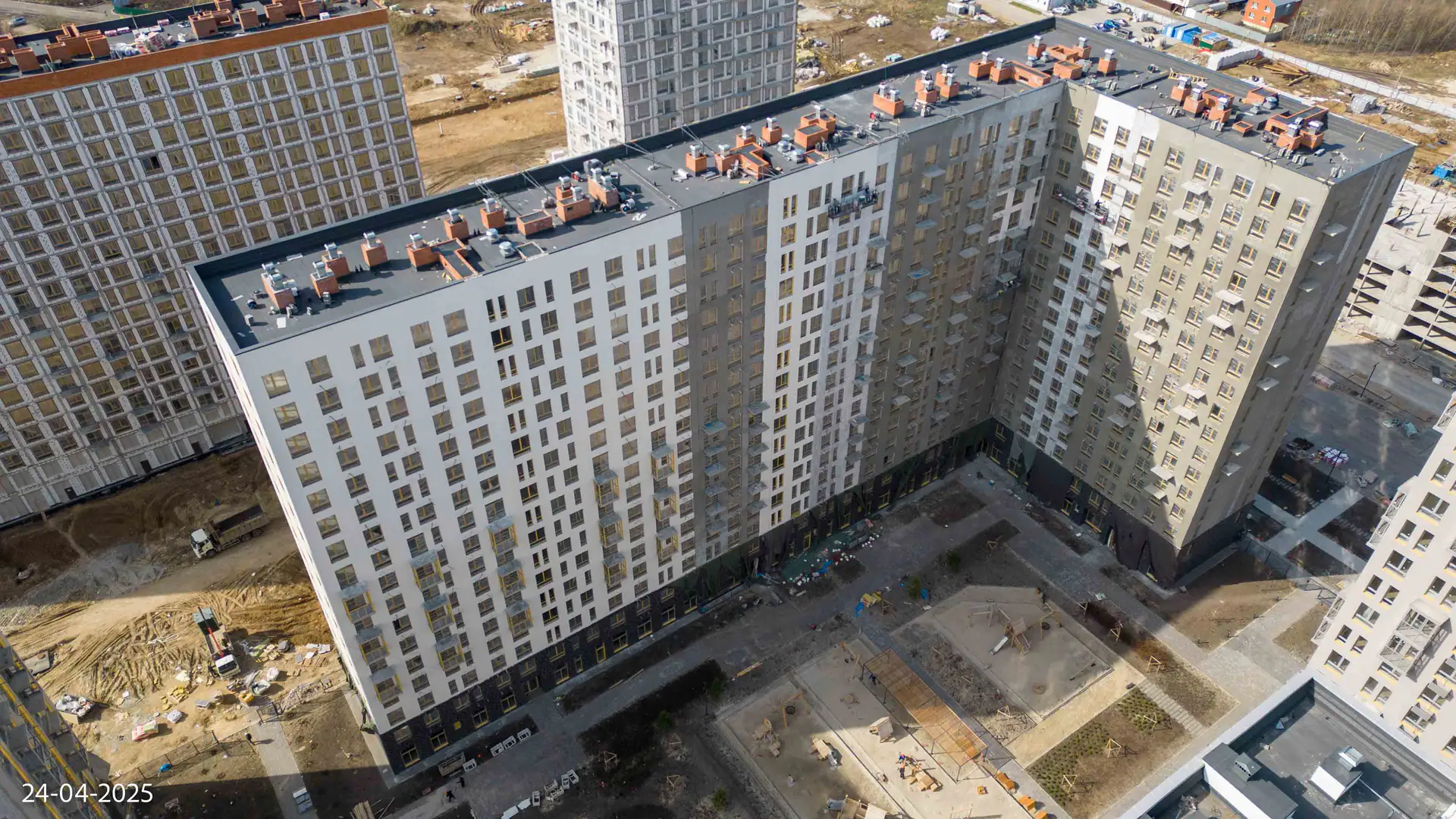 апрель, 2025