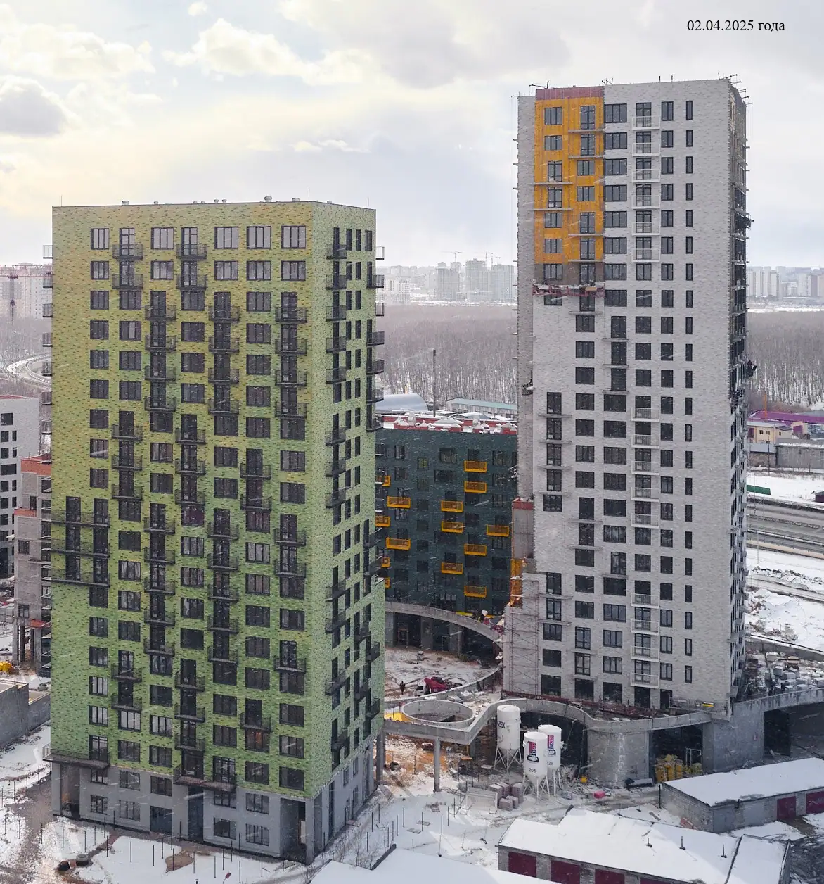 апрель, 2025