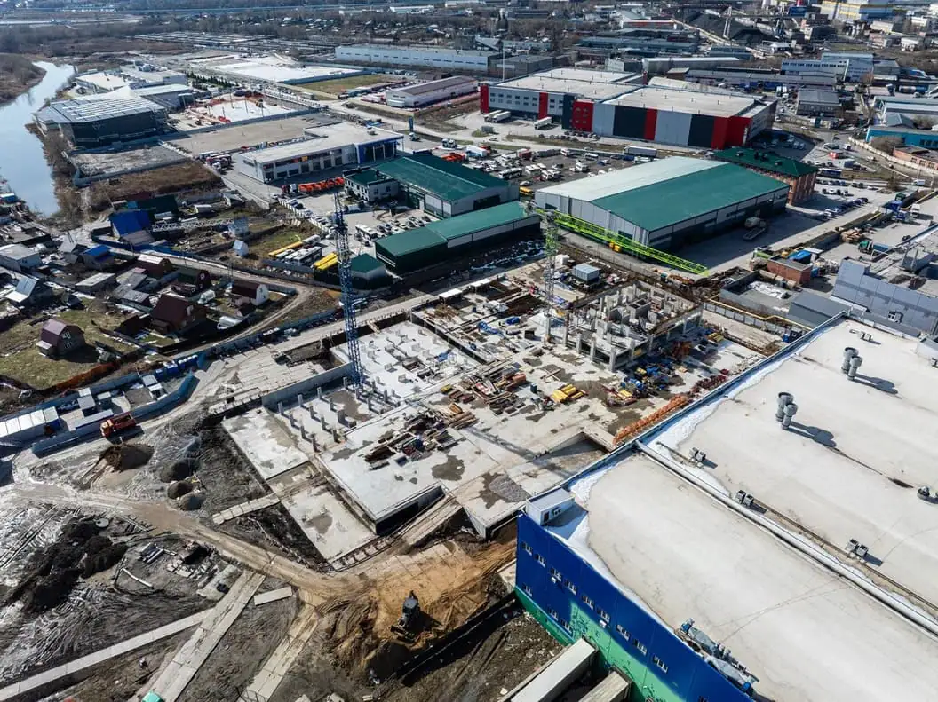 апрель, 2025