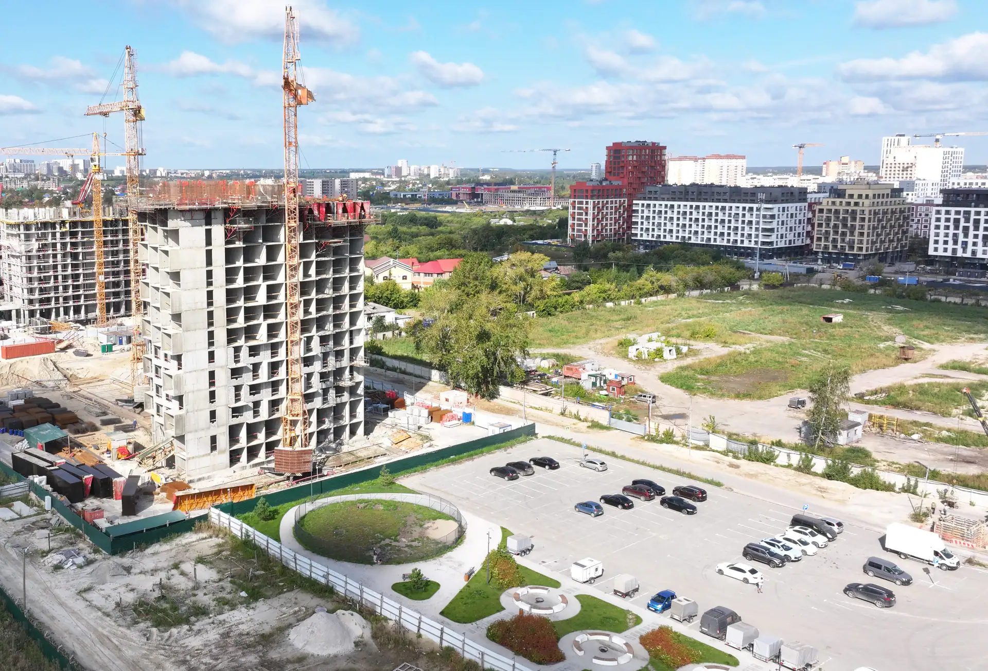 август, 2024