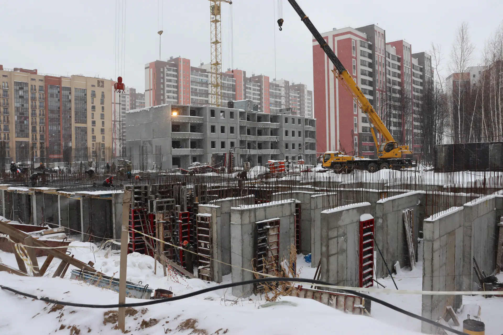 январь, 2025