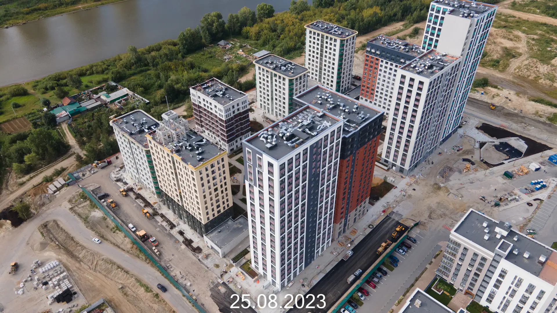 август, 2023