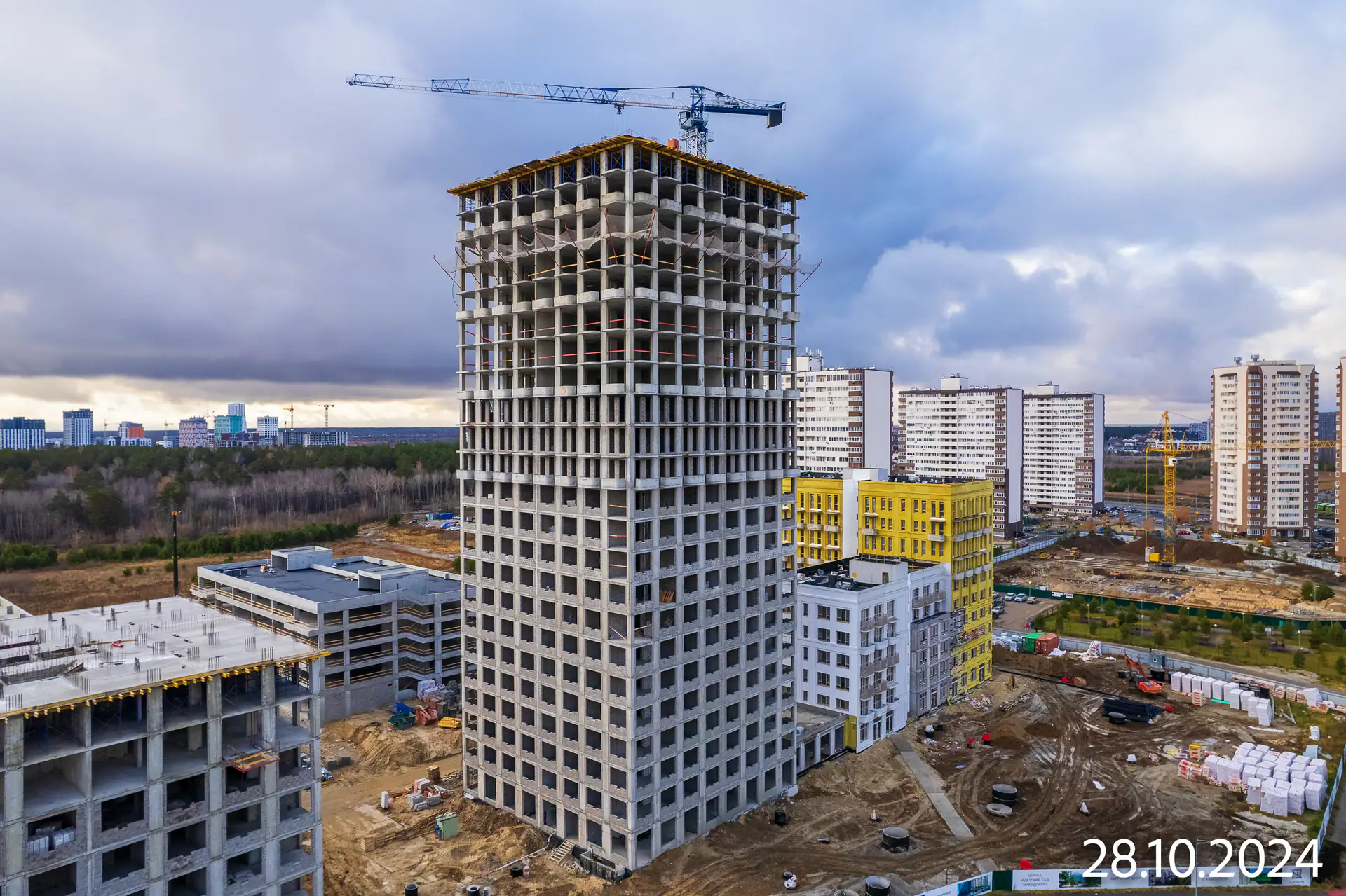 октябрь, 2024