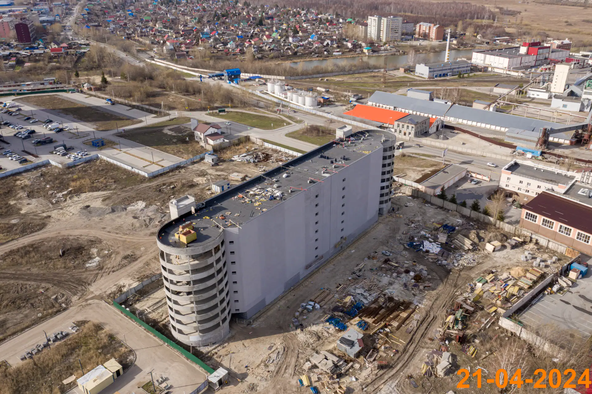 апрель, 2024