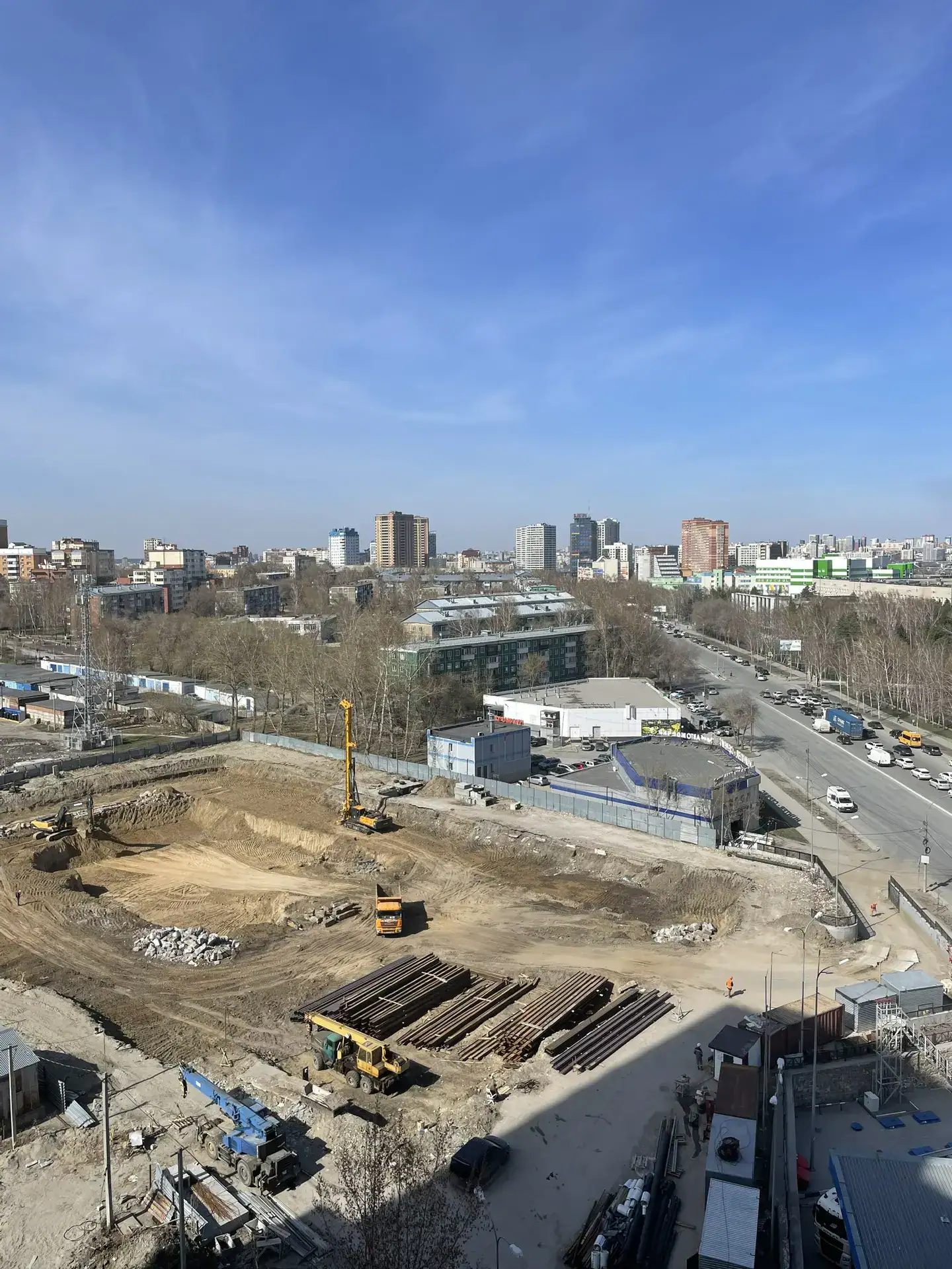 апрель, 2026