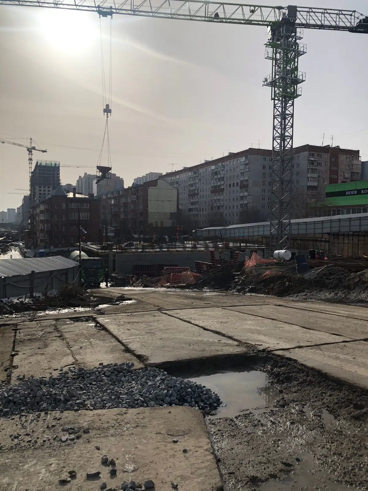 апрель, 2024