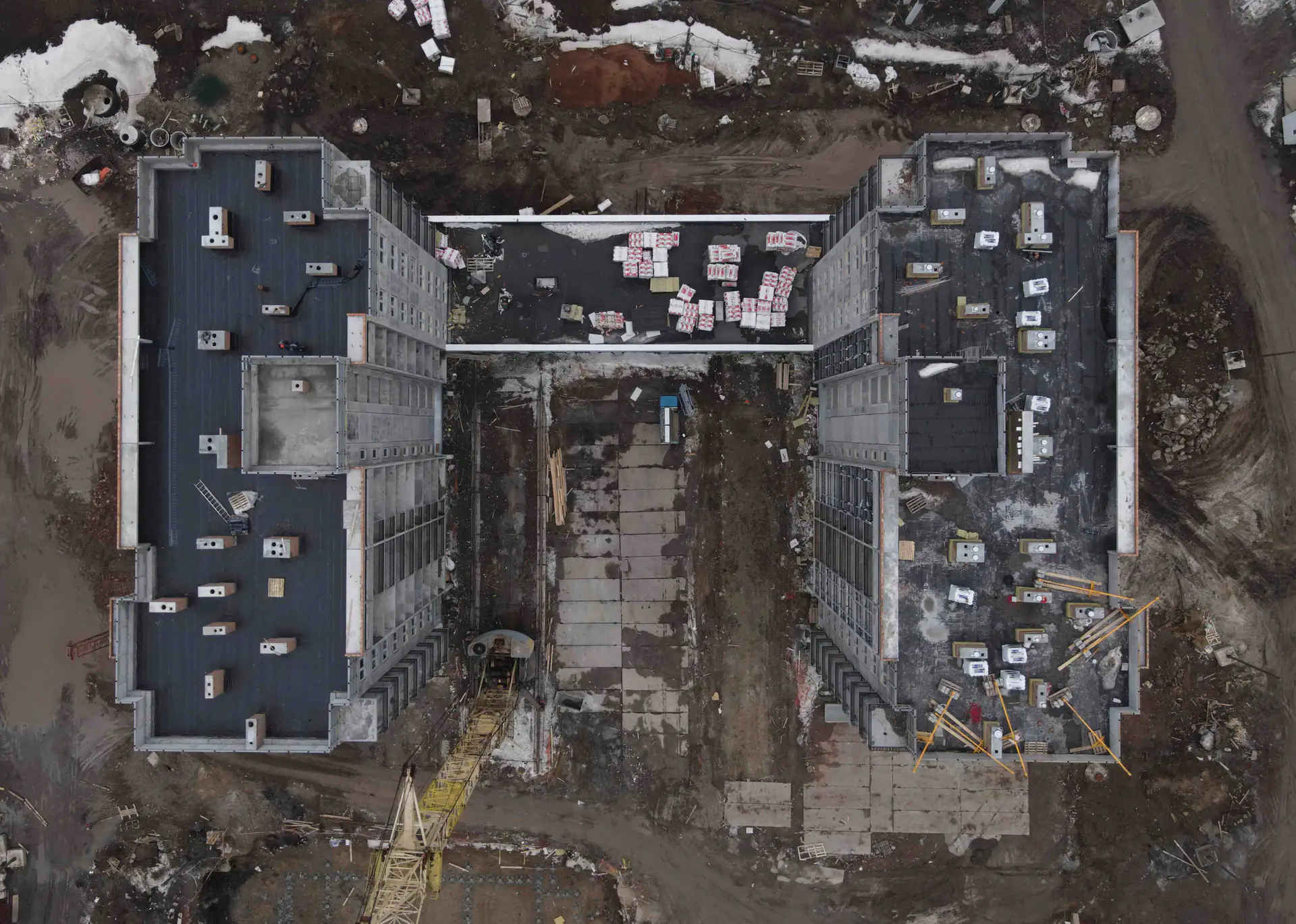 апрель, 2024