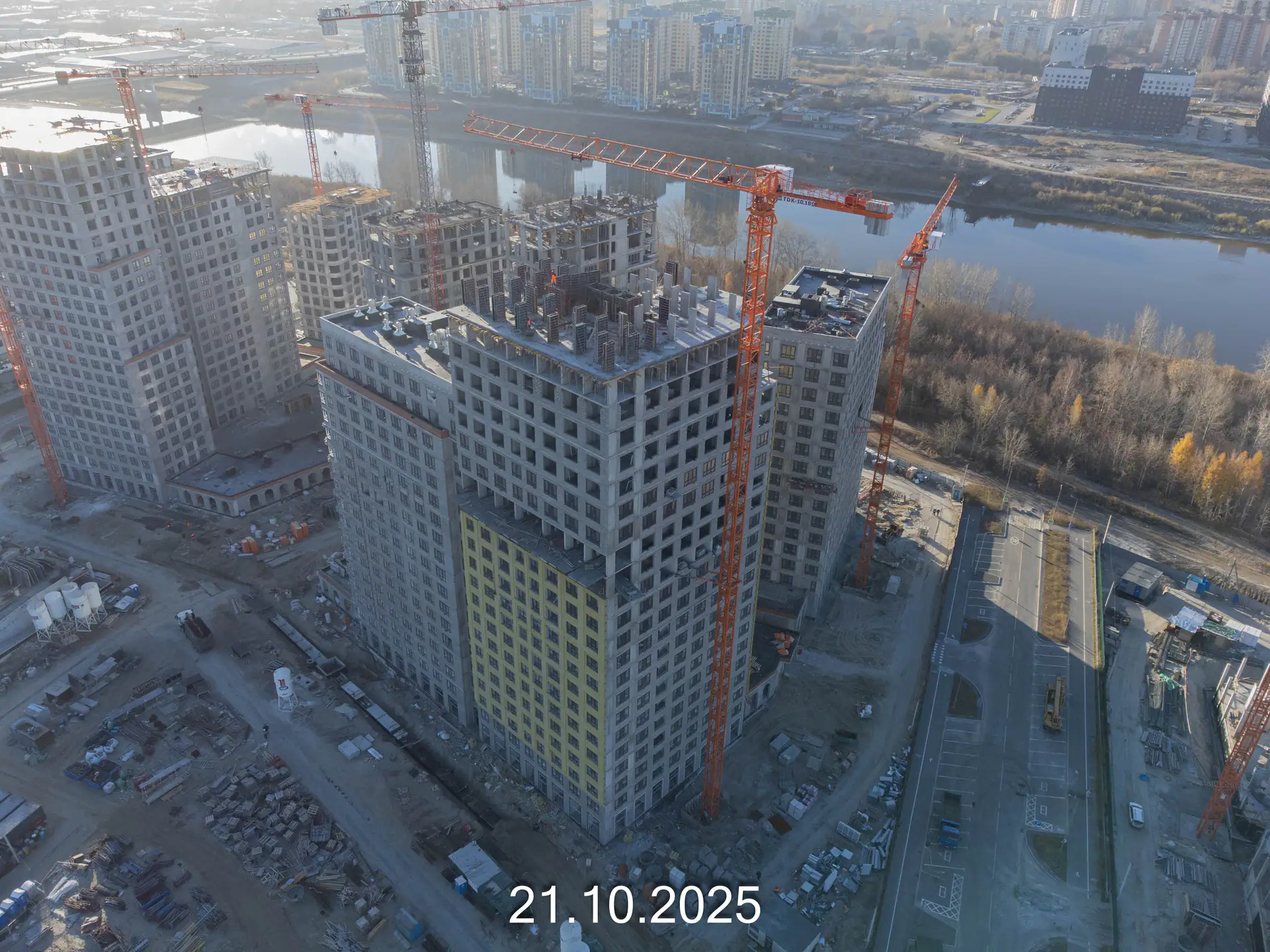 октябрь, 2025