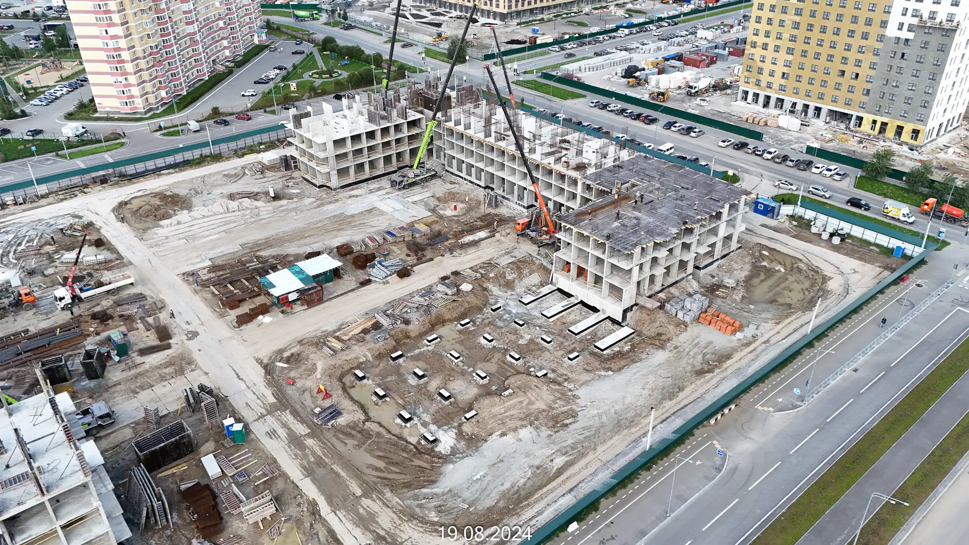 август, 2024