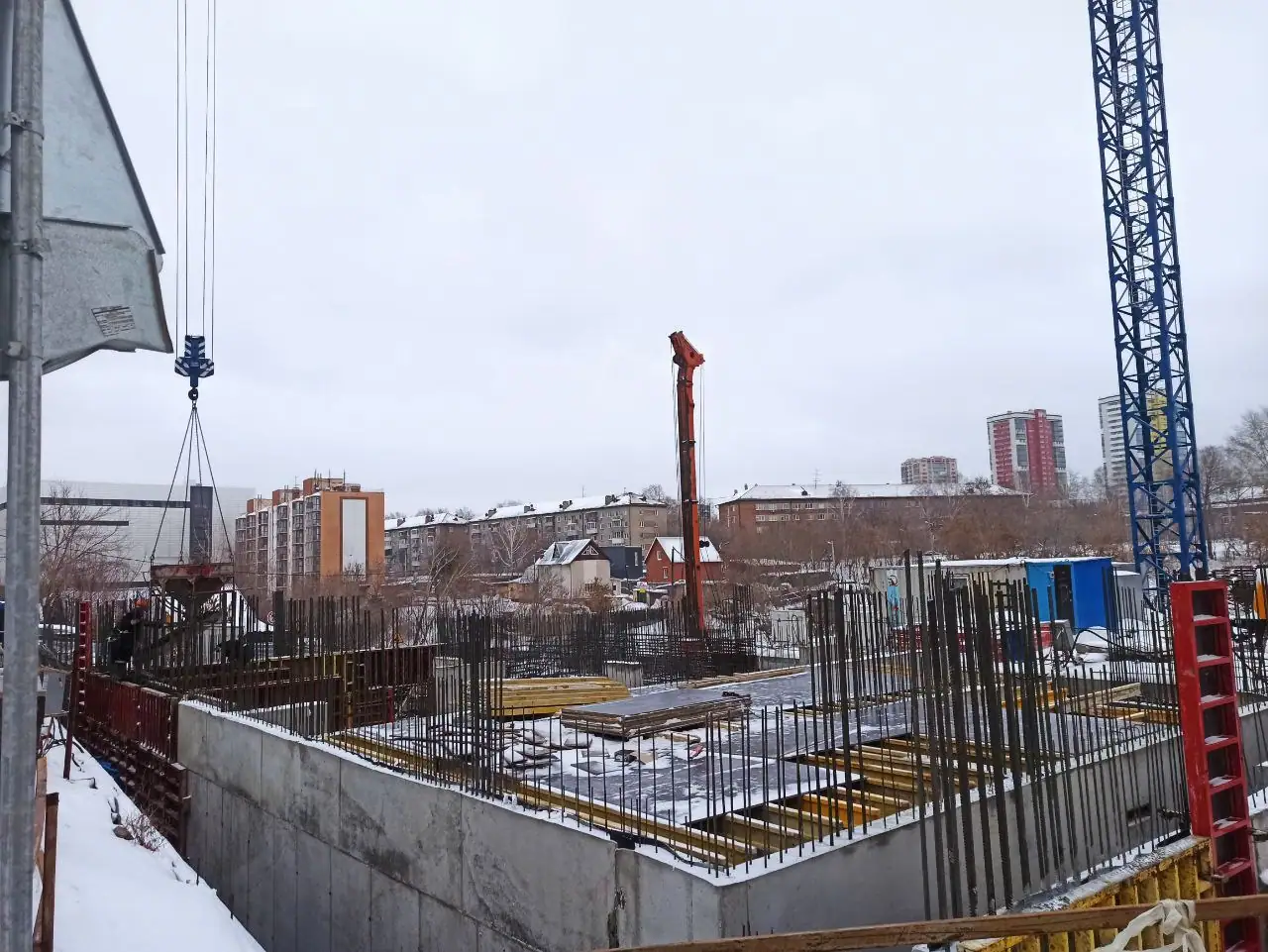 январь, 2025