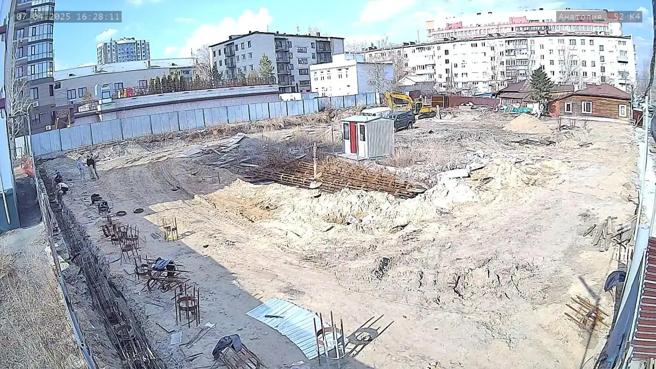 апрель, 2025