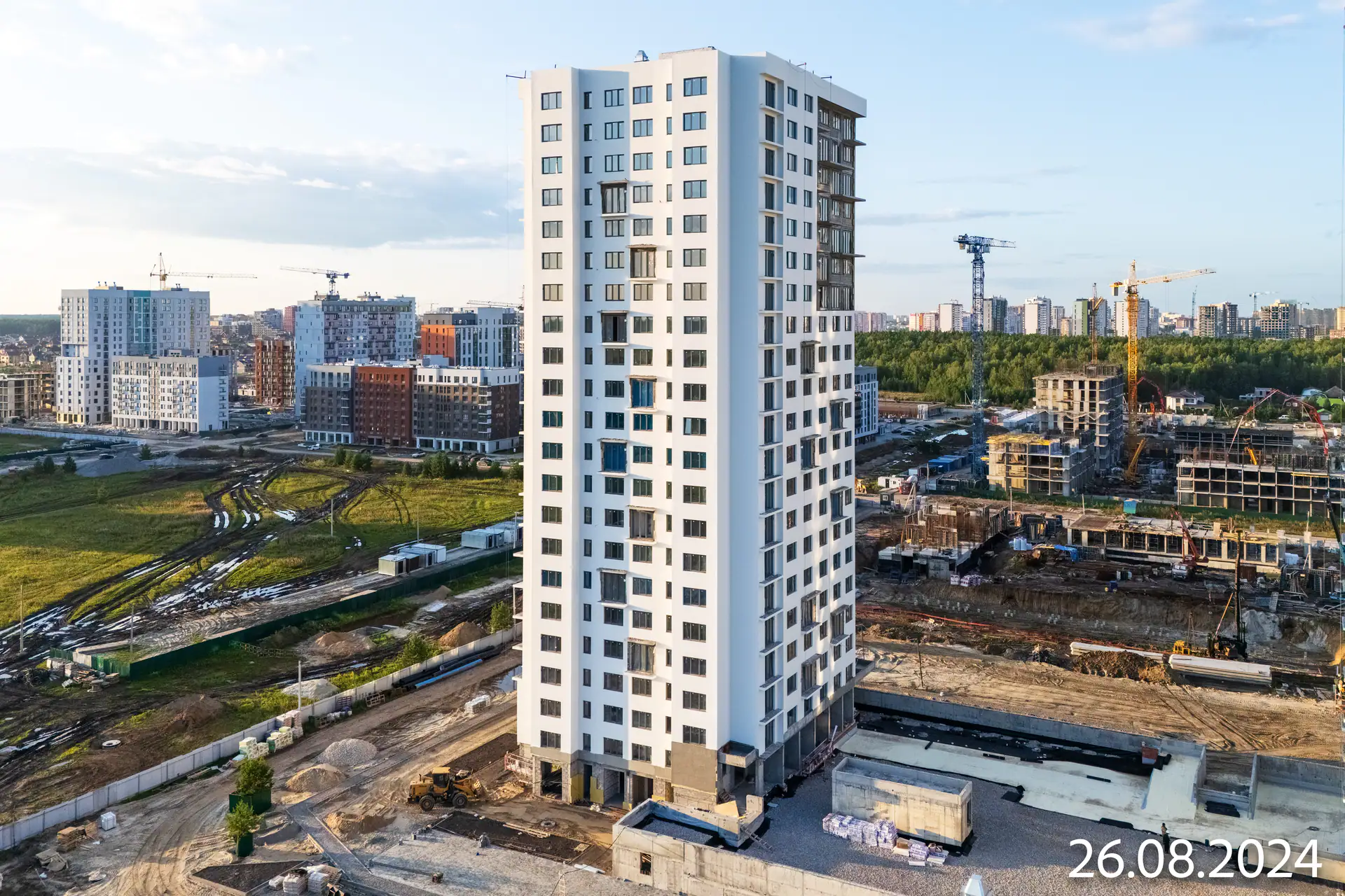 август, 2024