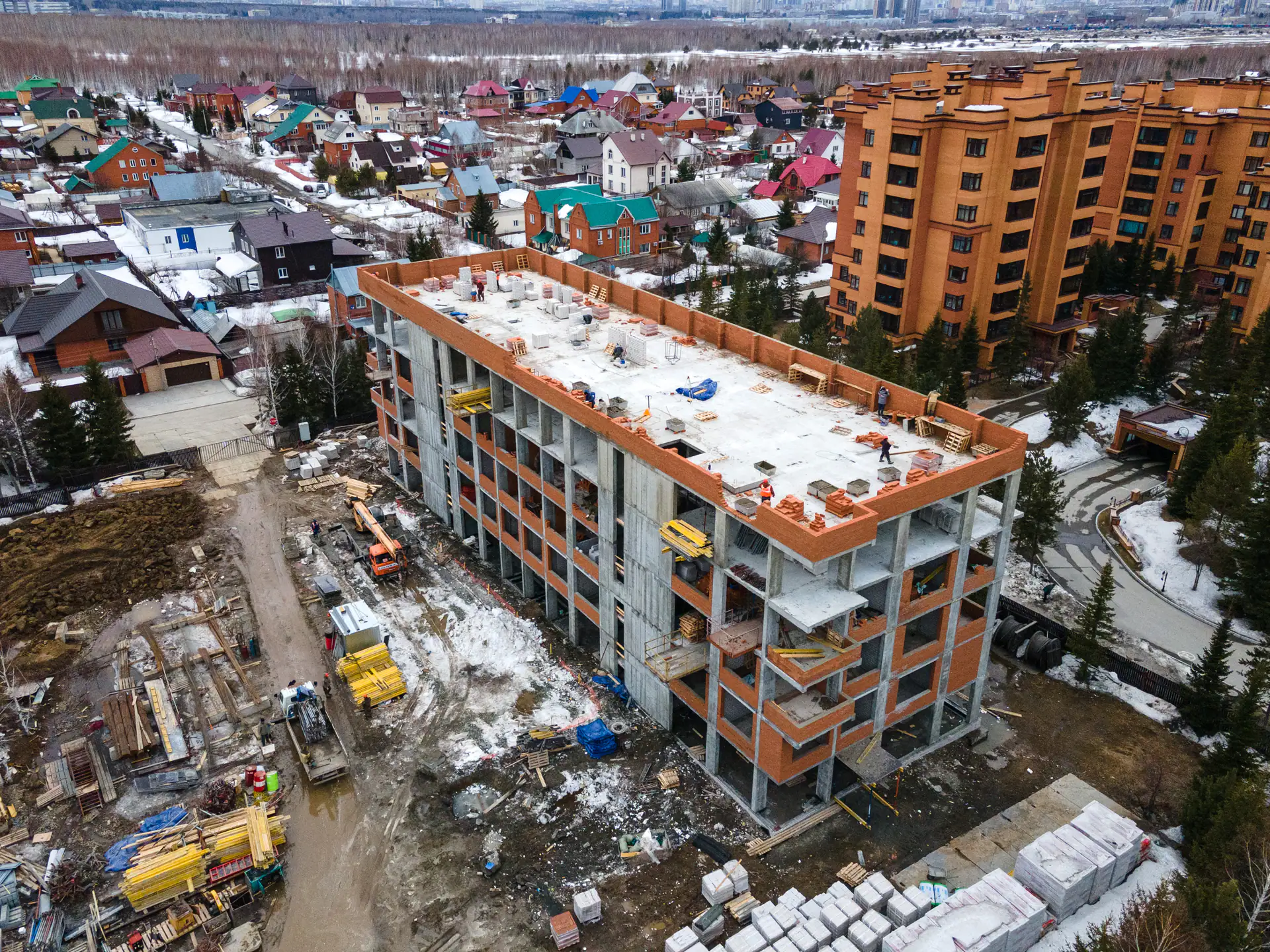 апрель, 2023