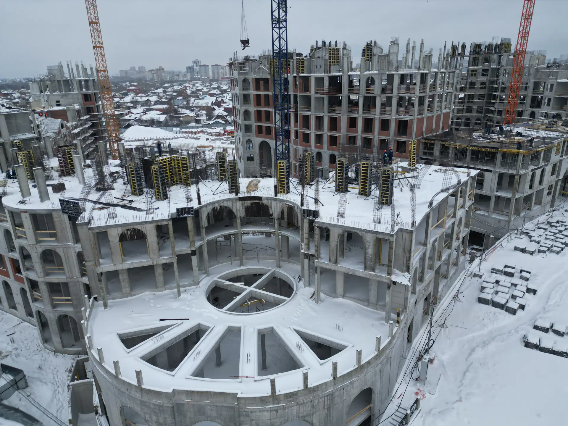 январь, 2025