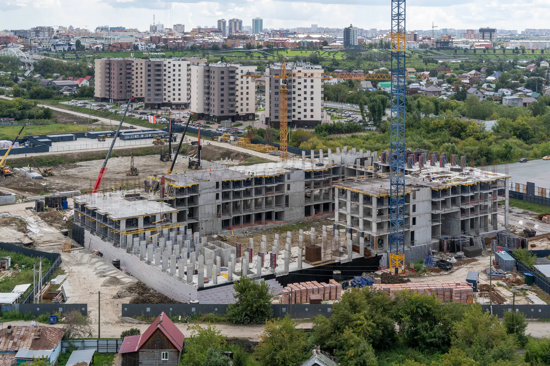 август, 2024