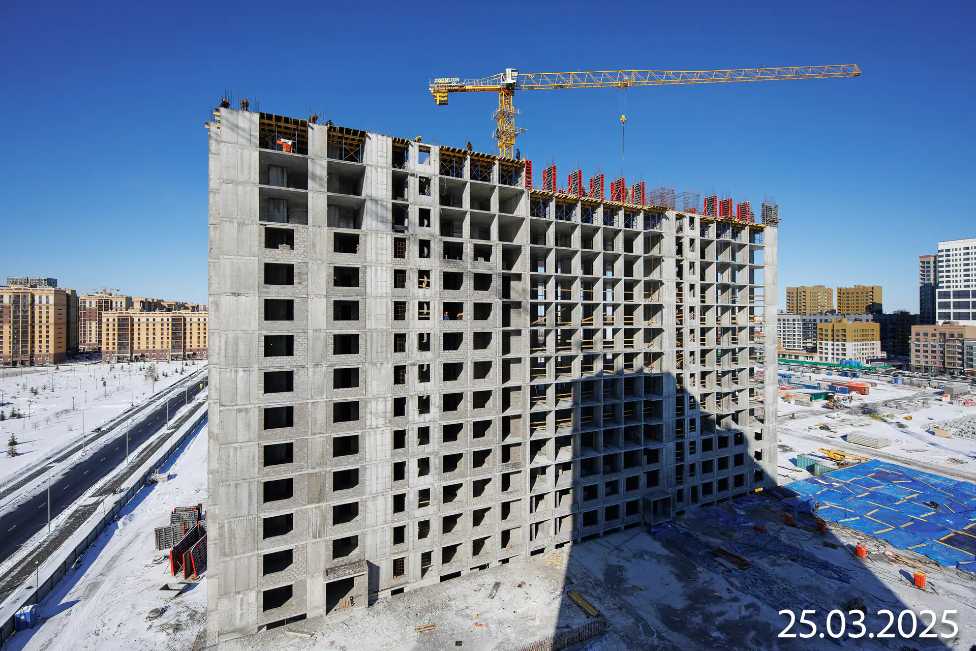 апрель, 2025