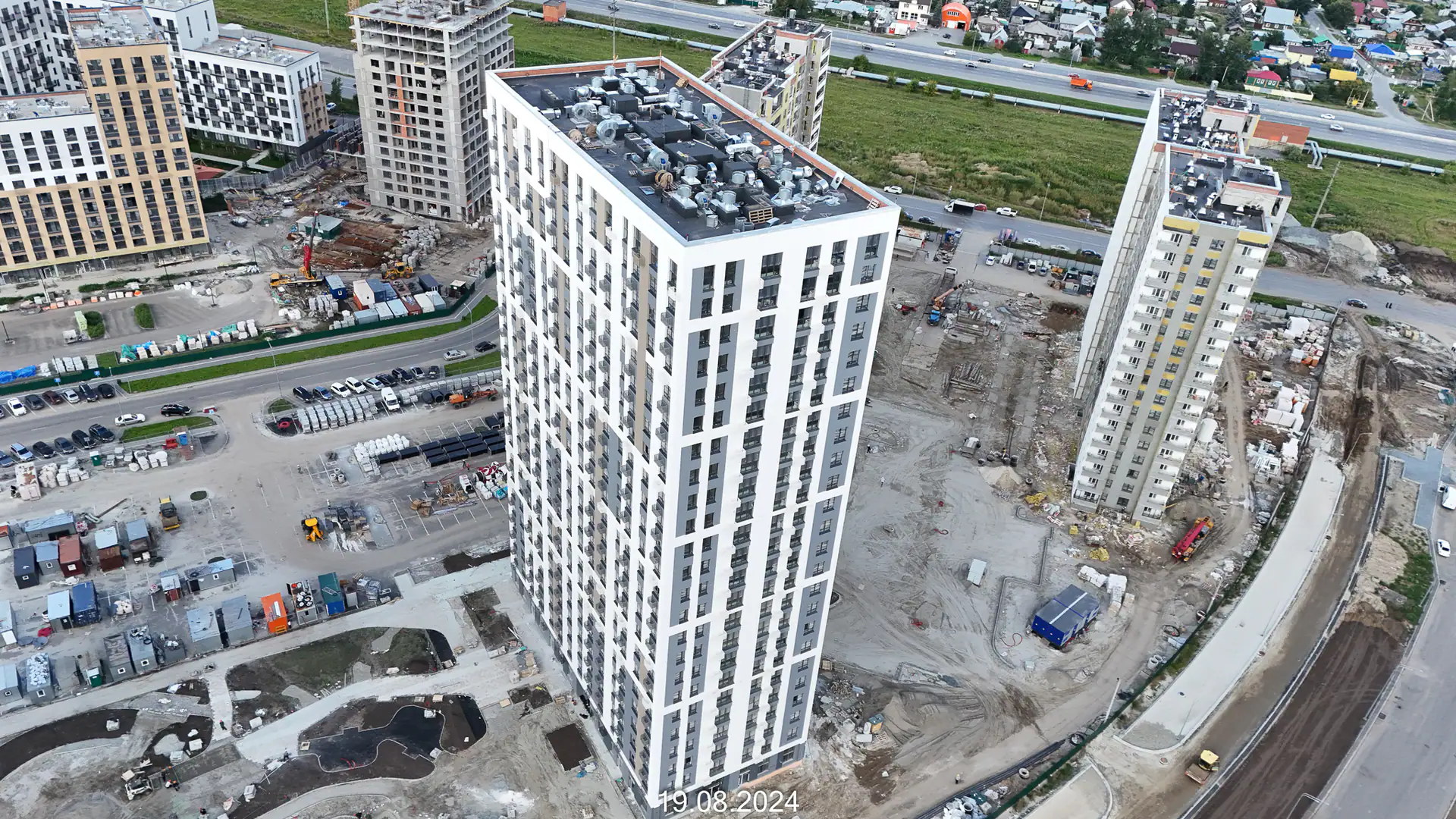 август, 2024