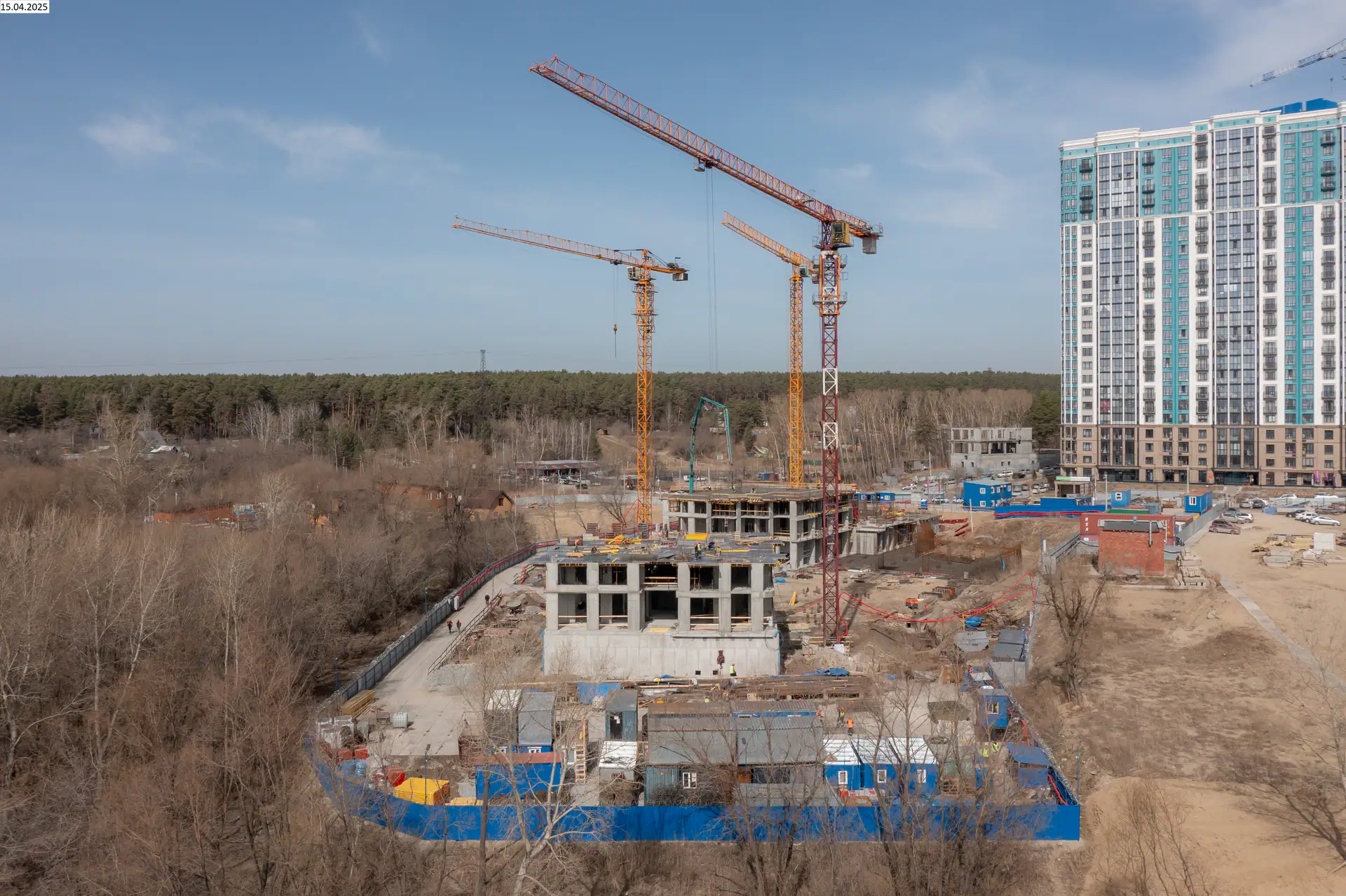 апрель, 2025