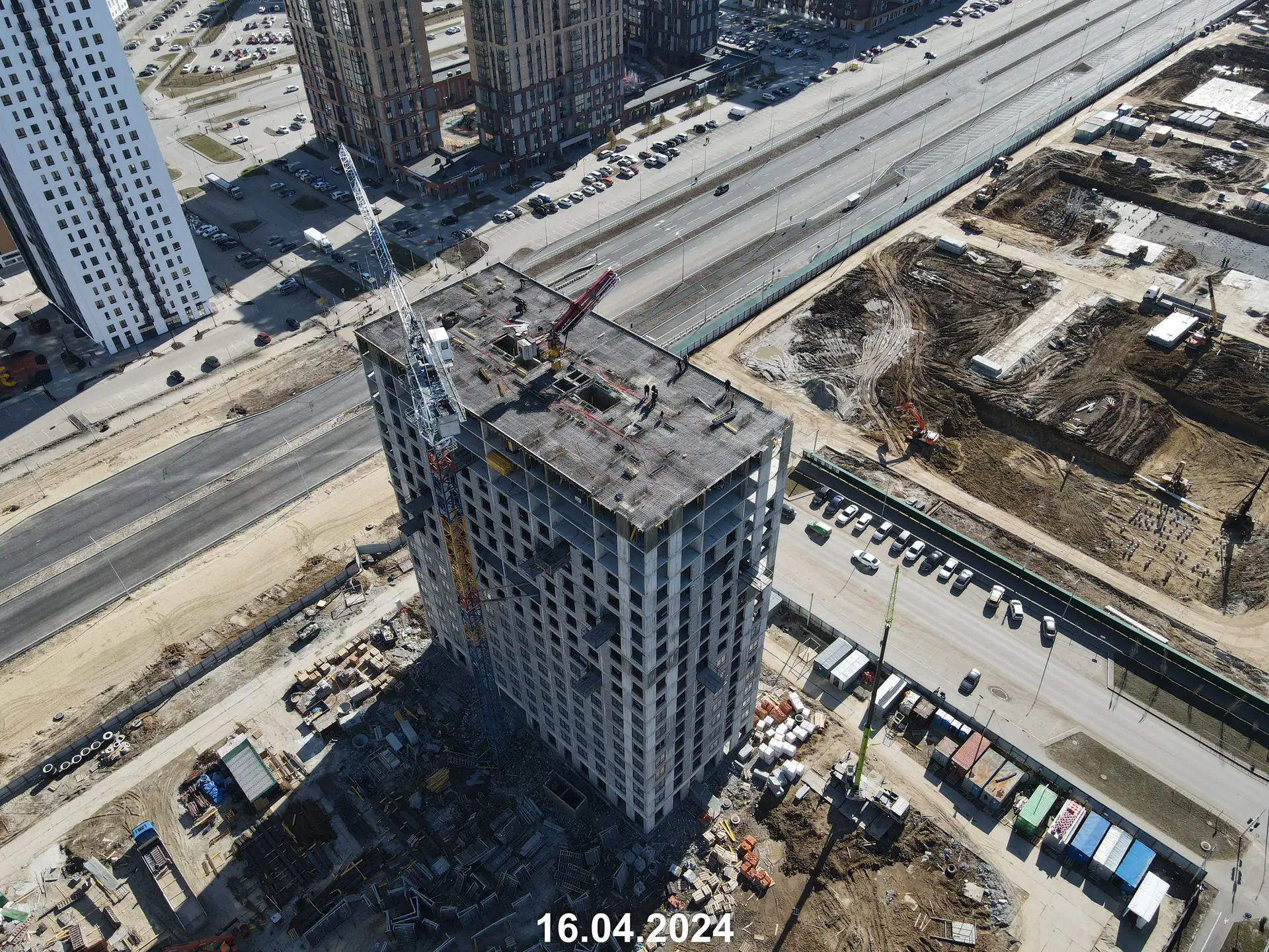 апрель, 2024