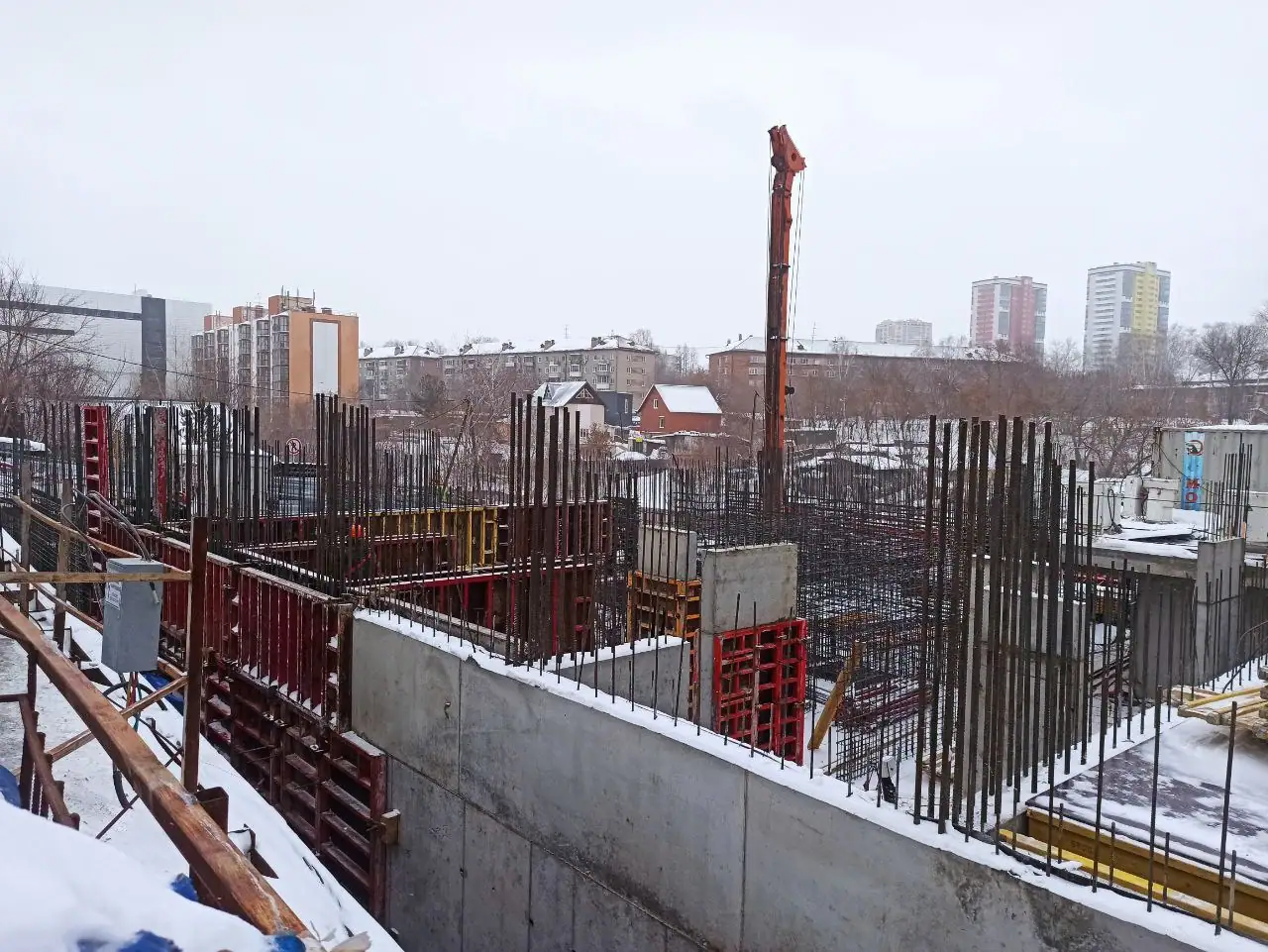 январь, 2025