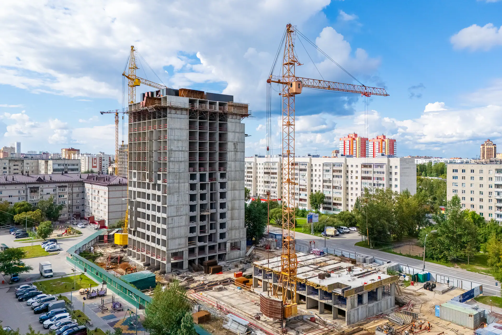 август, 2024