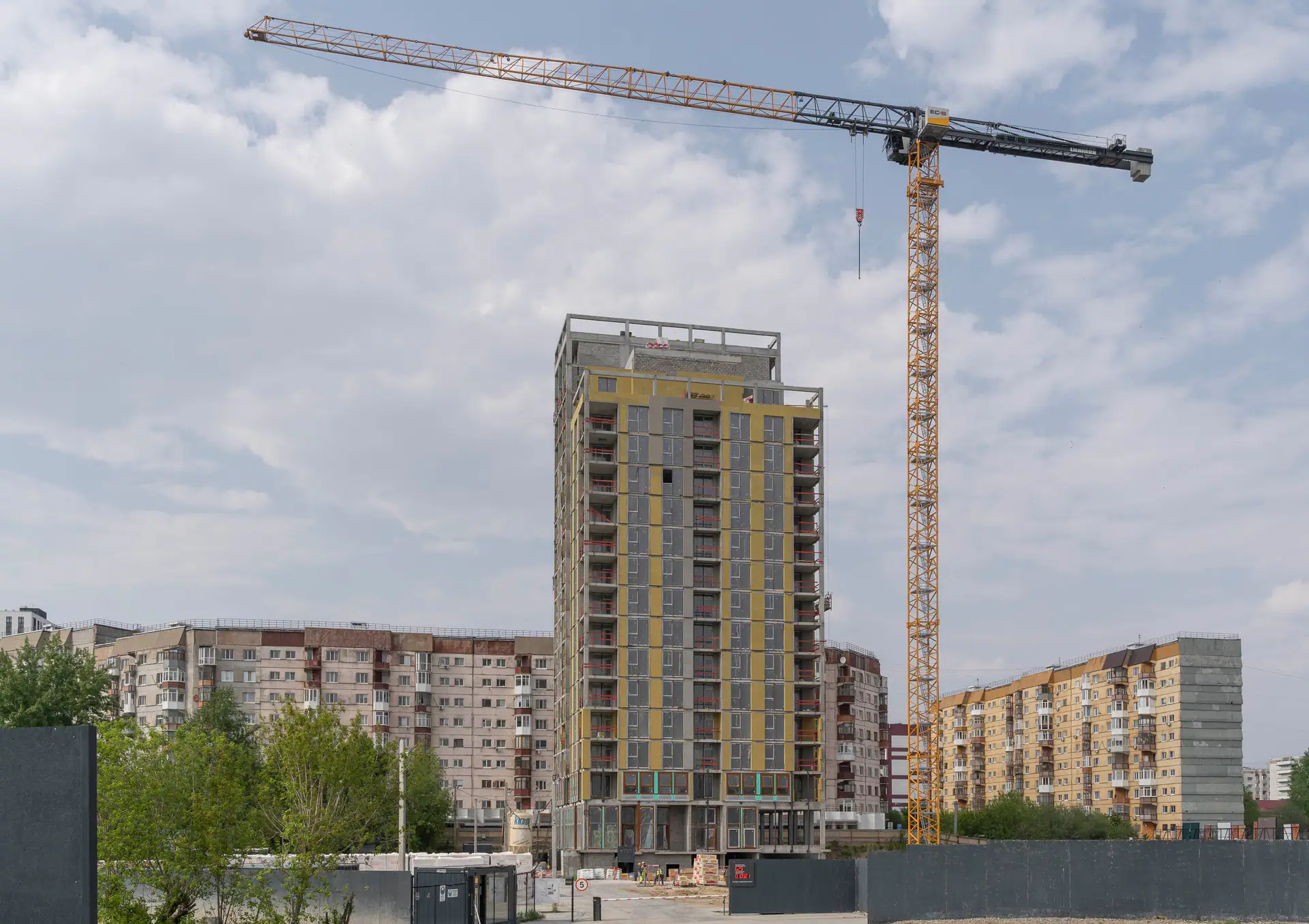 май, 2023