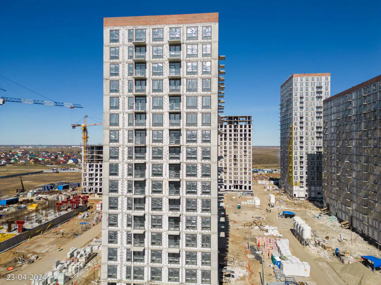 апрель, 2024