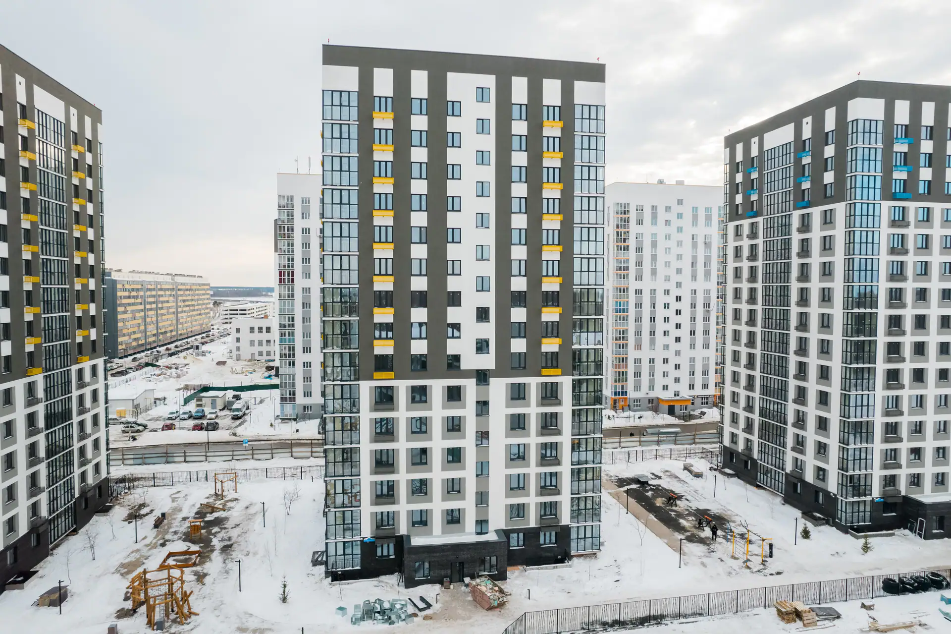 март, 2024