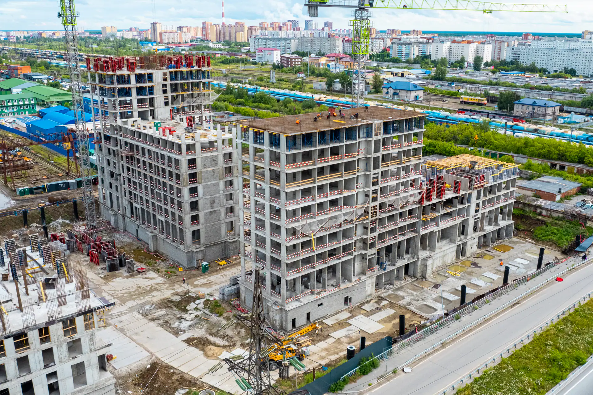 август, 2024