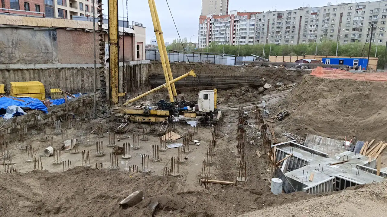 май, 2024