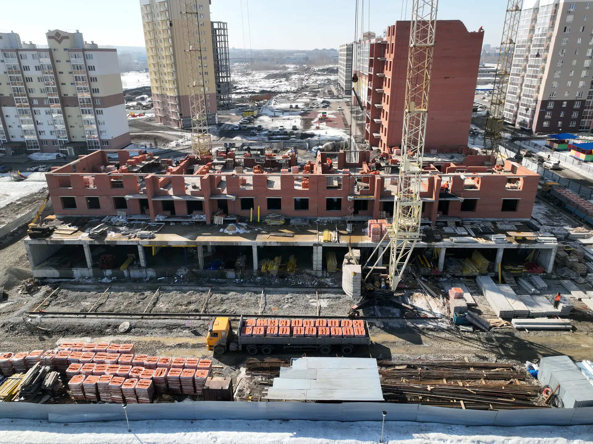 апрель, 2023