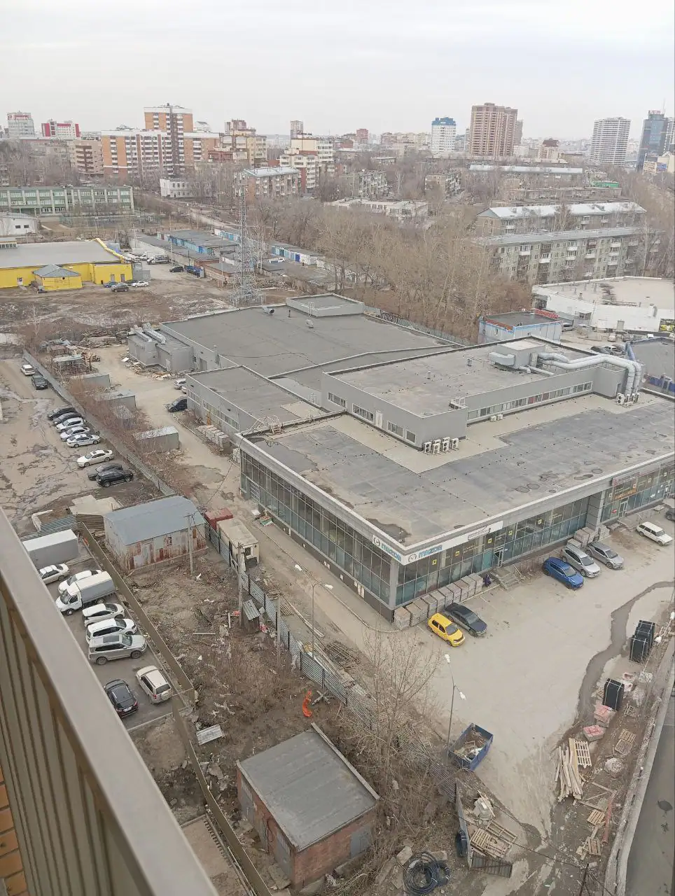 апрель, 2025