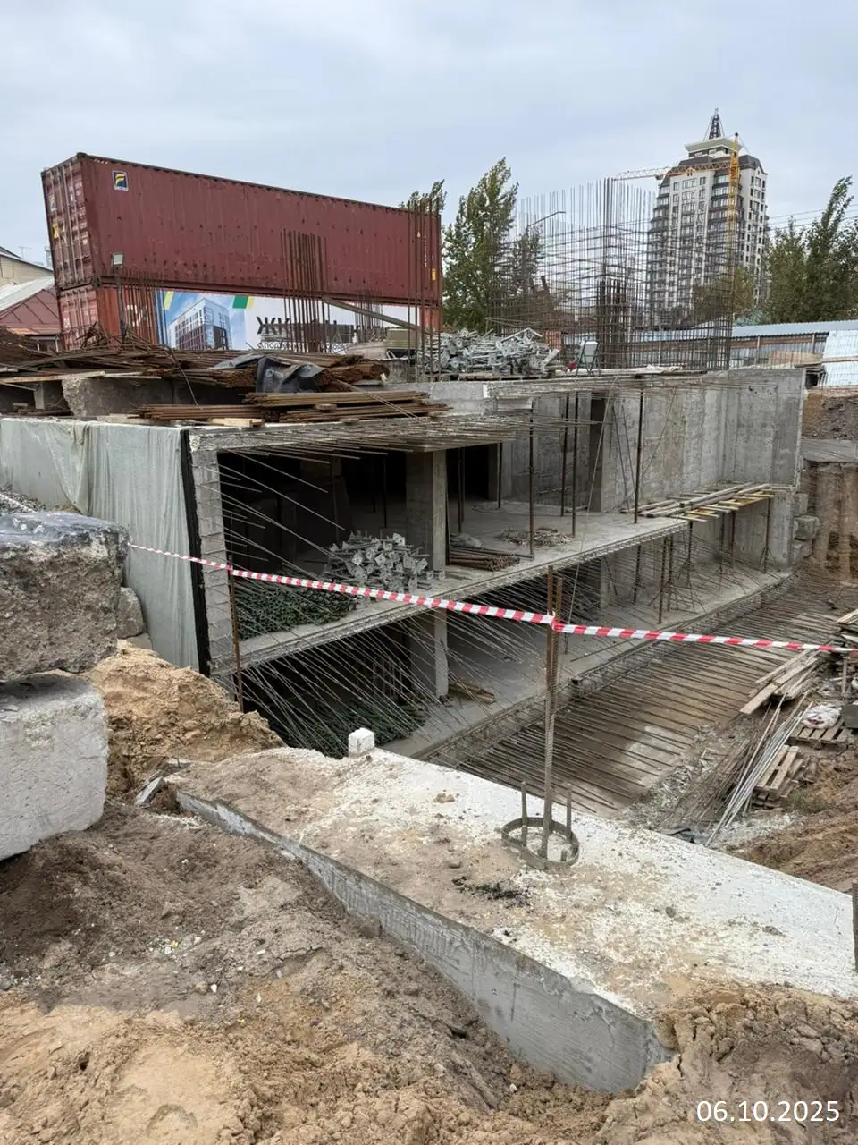 октябрь, 2025