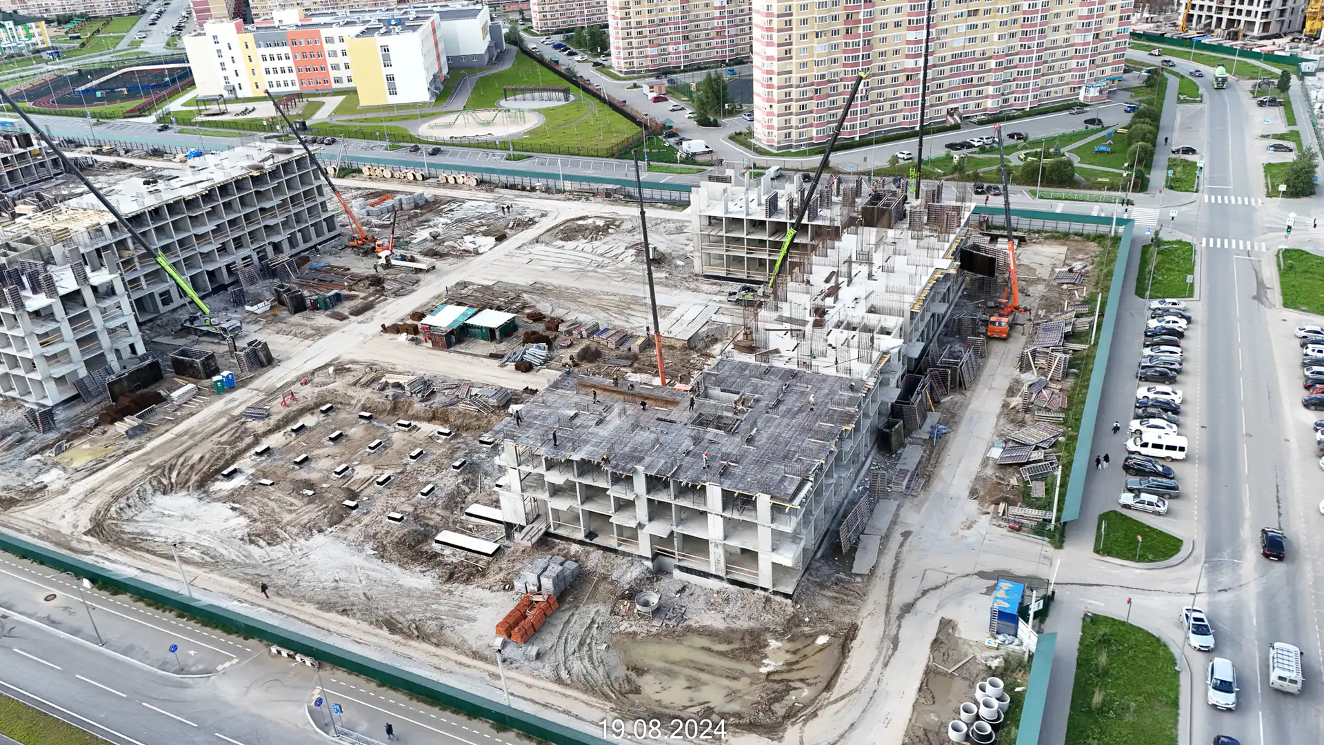 август, 2024