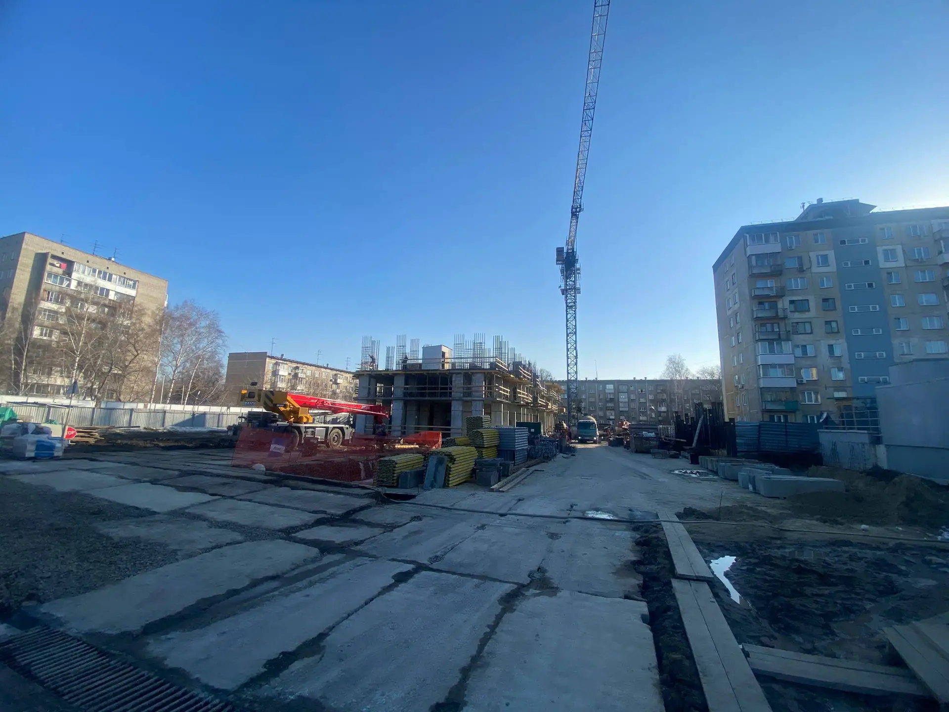 апрель, 2026