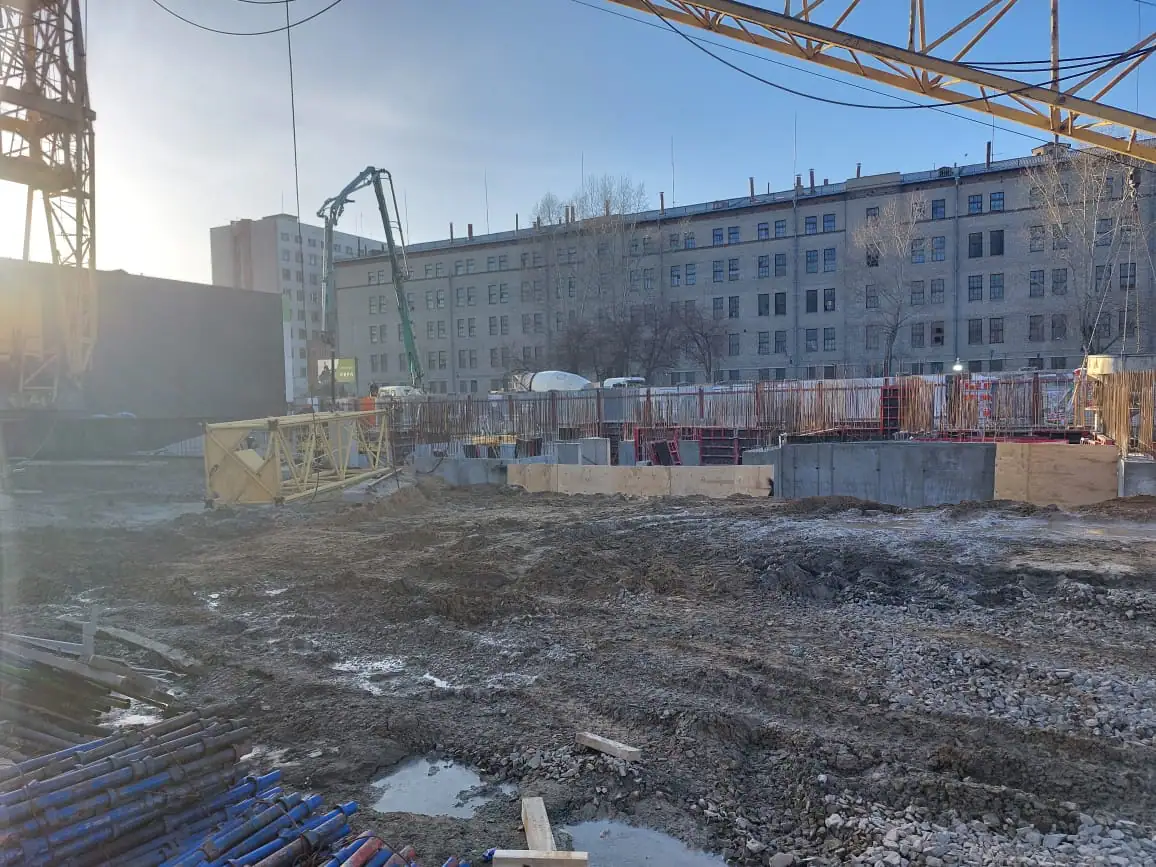 апрель, 2023