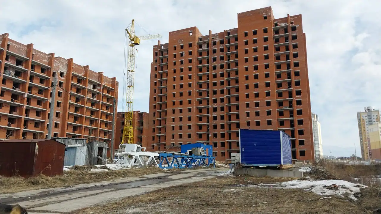 апрель, 2025