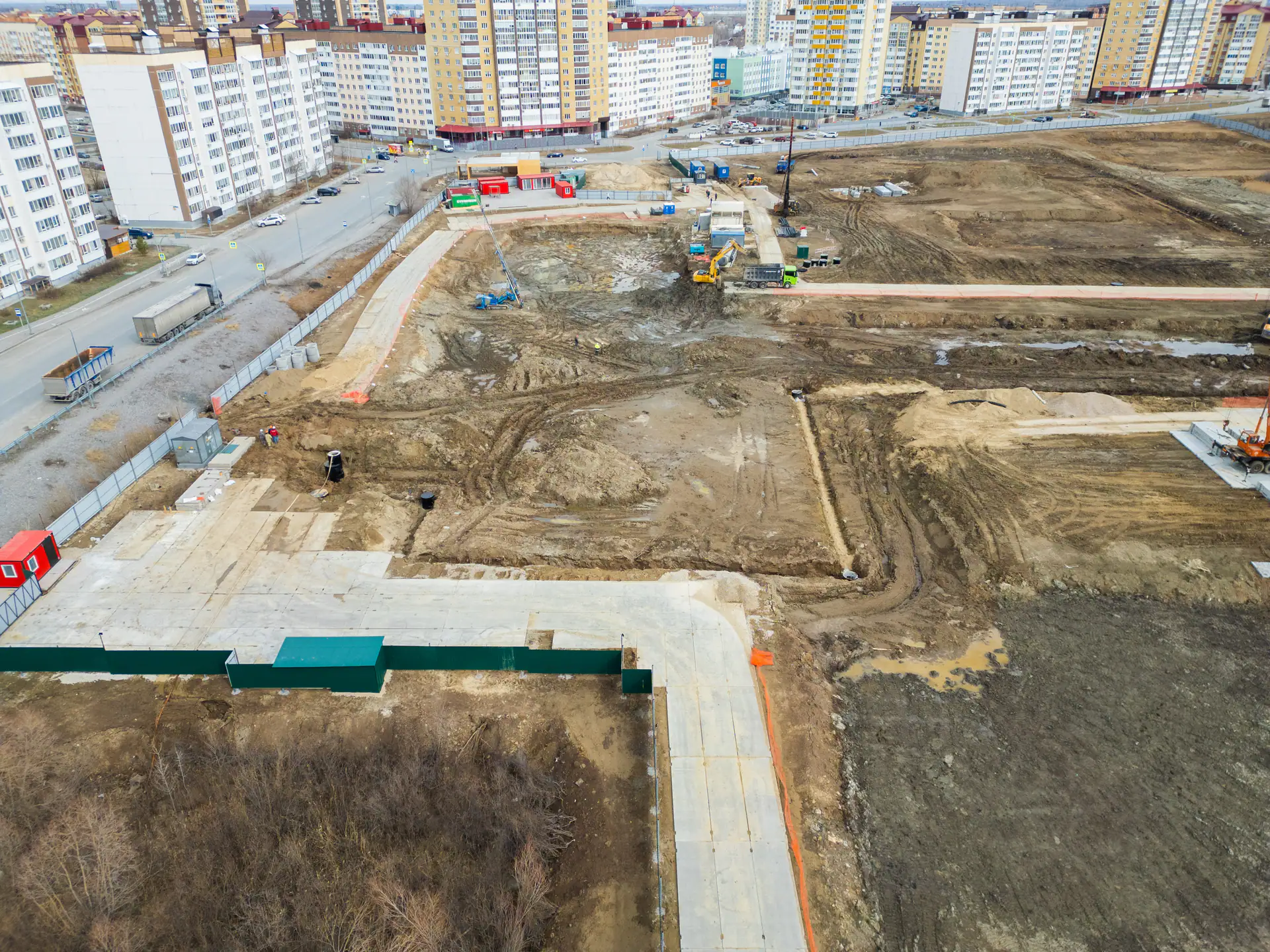 апрель, 2025