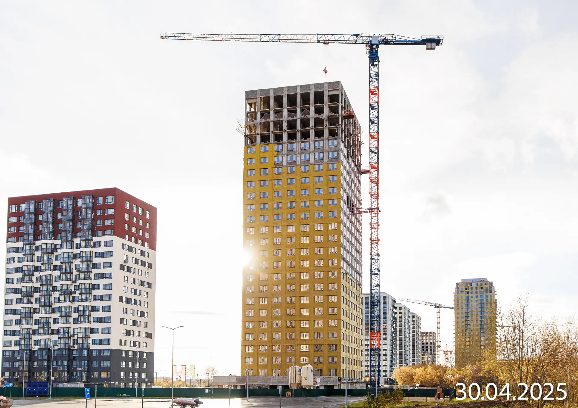 апрель, 2025