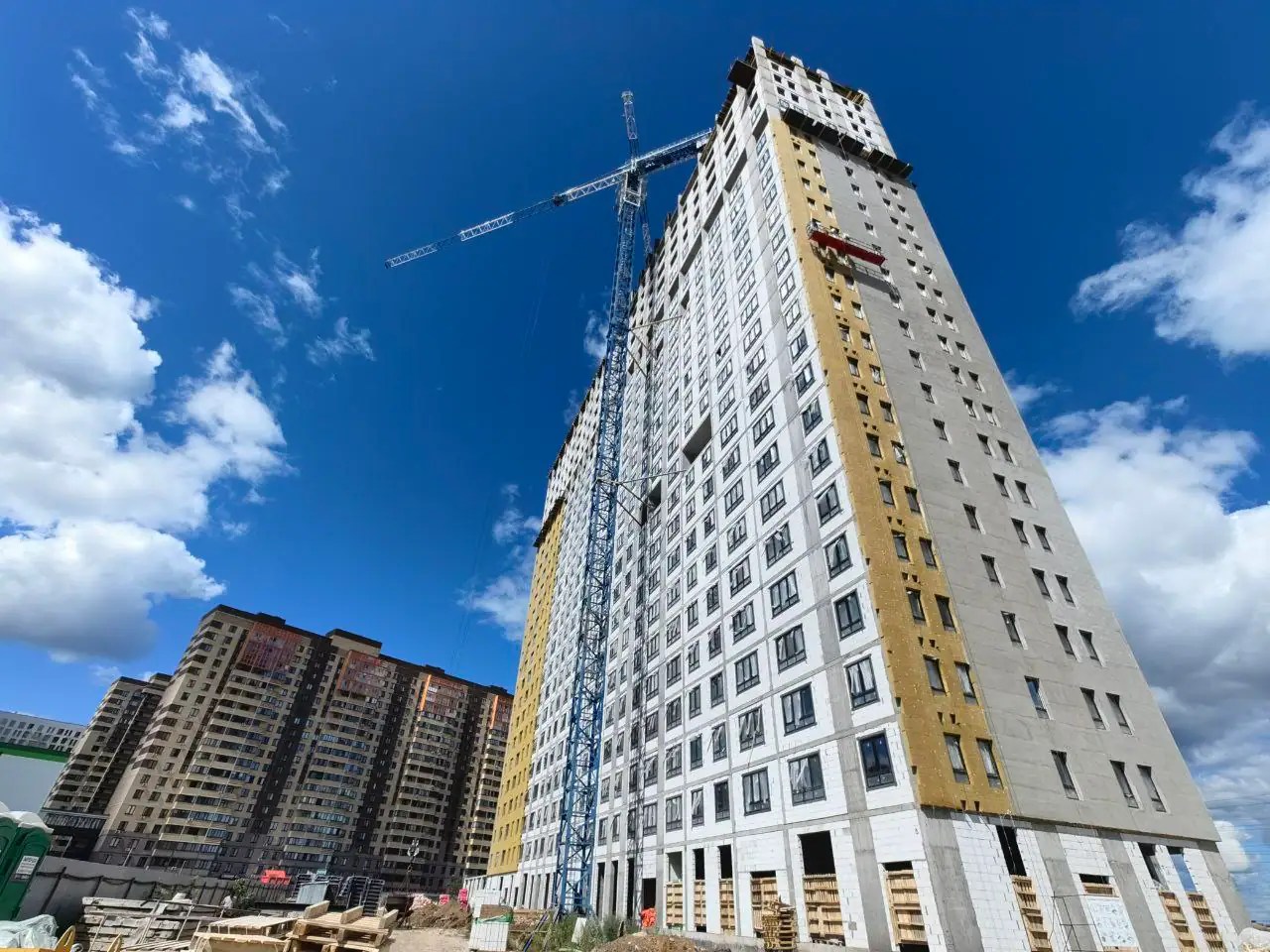 август, 2025