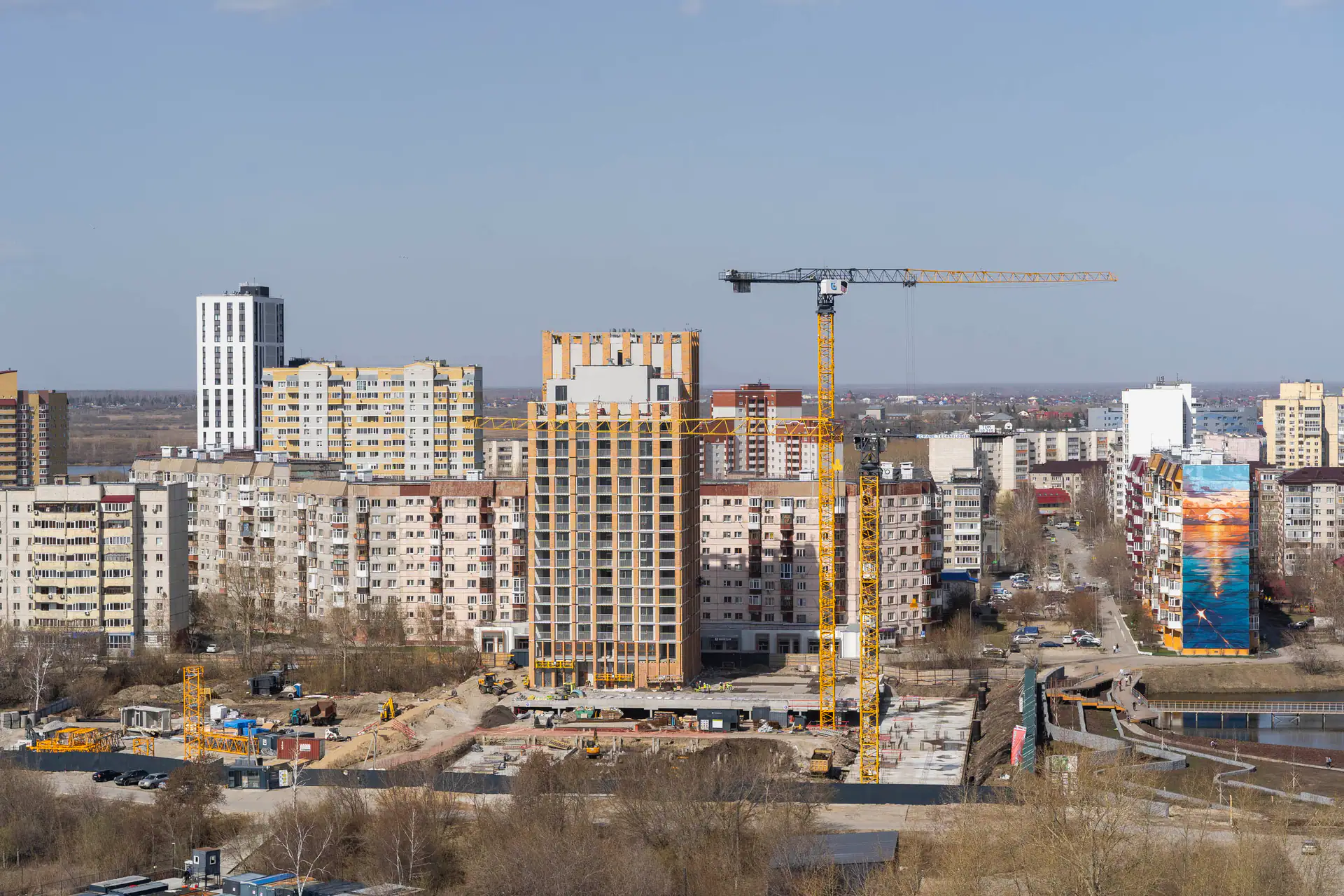 апрель, 2024
