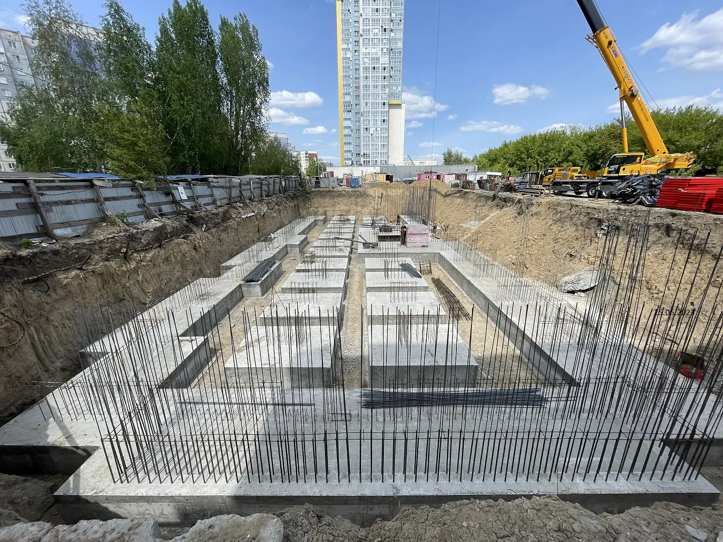 май, 2023
