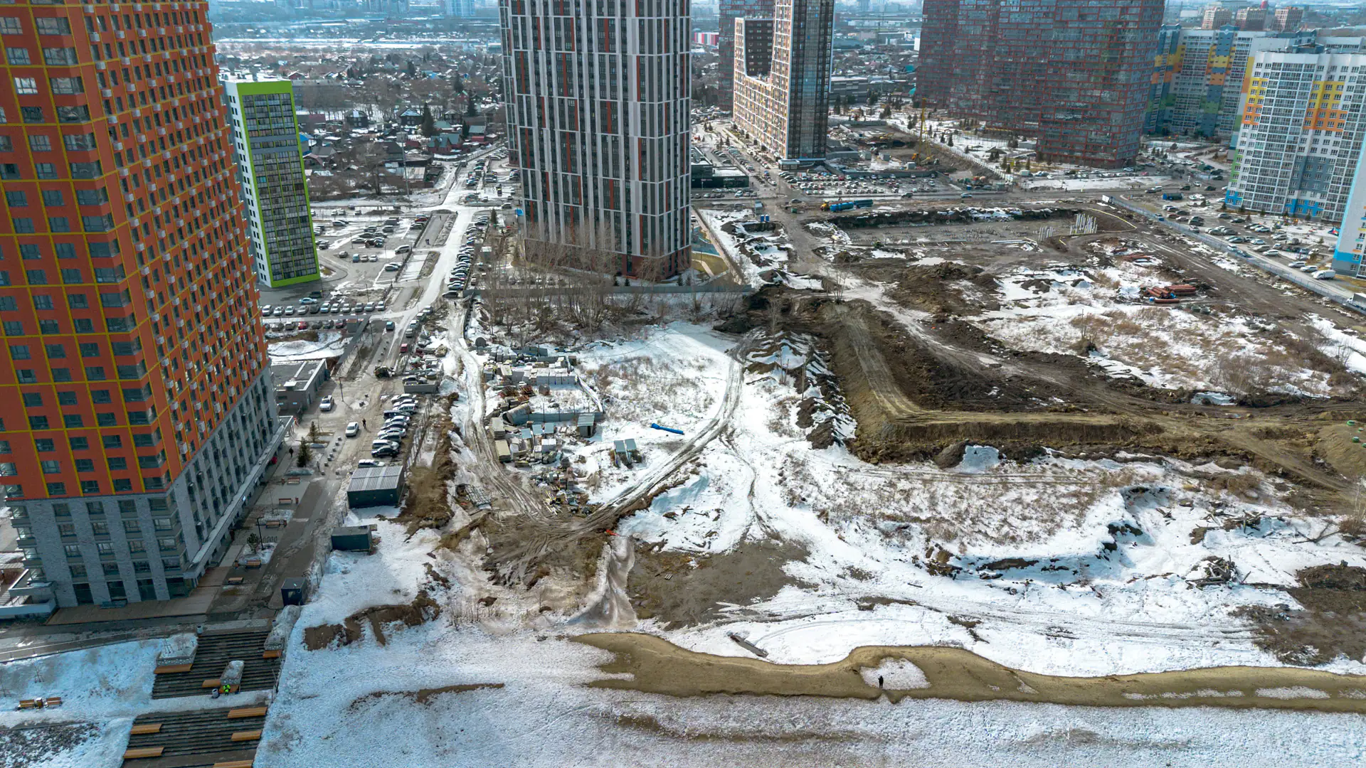 апрель, 2025
