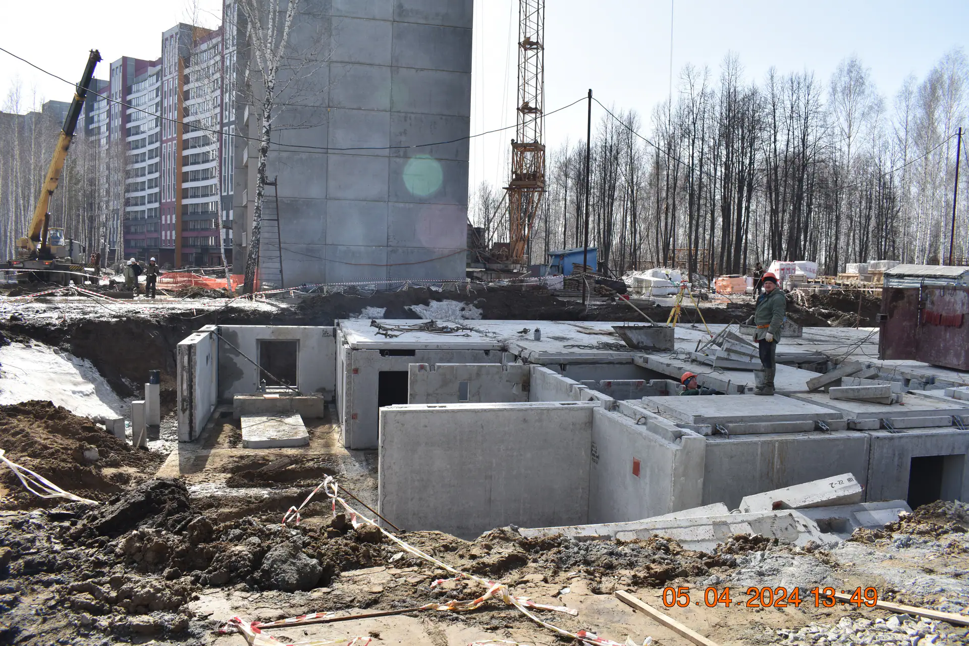 апрель, 2024