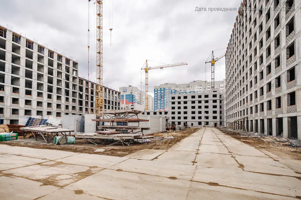 апрель, 2024