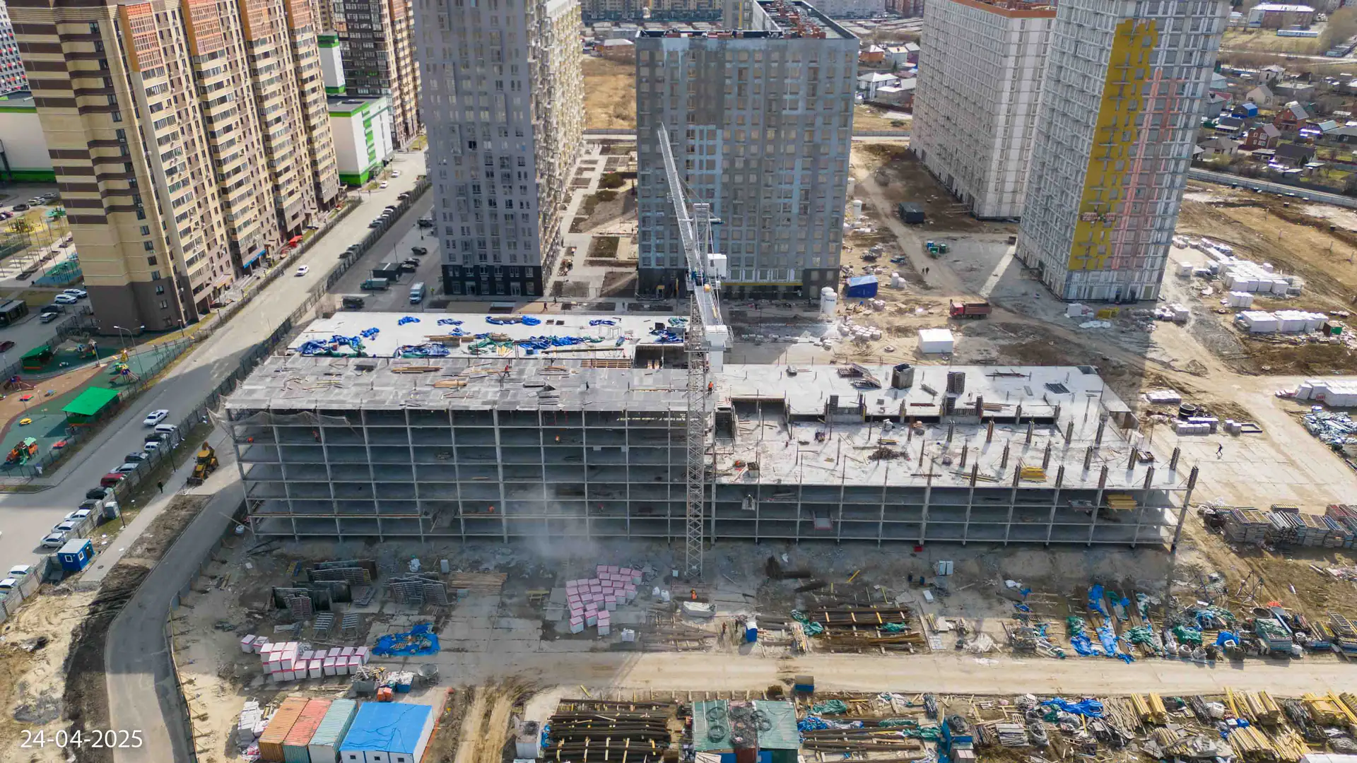 апрель, 2025