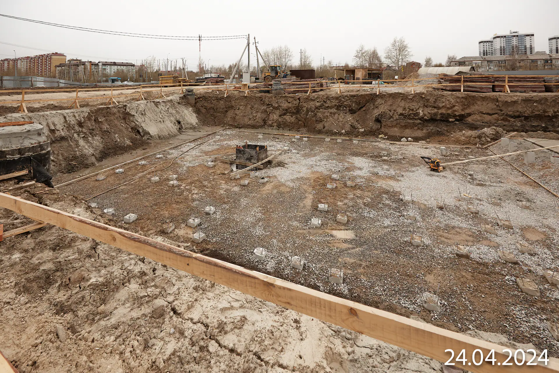 апрель, 2024